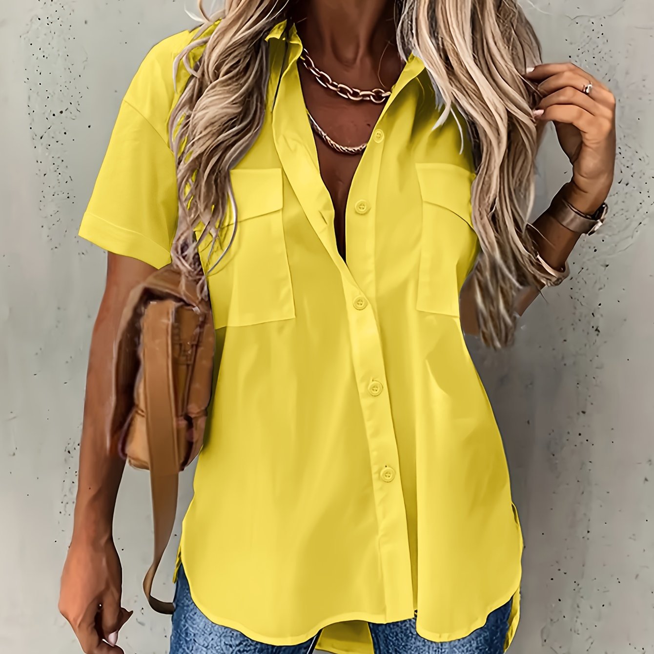 Women' Color Short Sleeve Shirt With Front Dual Pockets