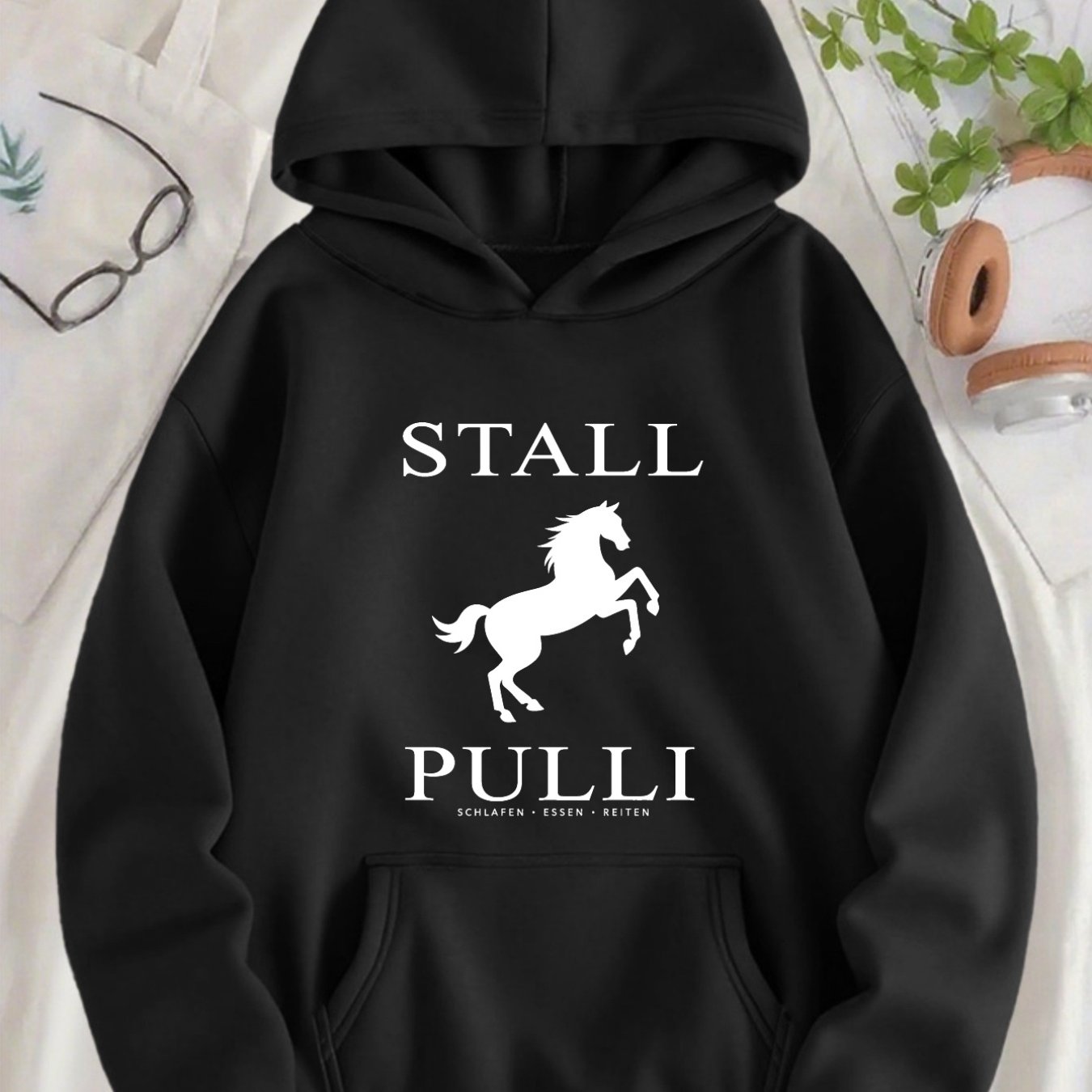 TEMU Pferdesprung-Muster mit "STALL PULLI" Schriftzug. Damen Kapuzenpullover mit , bedrucktem Schriftzug gefütterter Kapuze