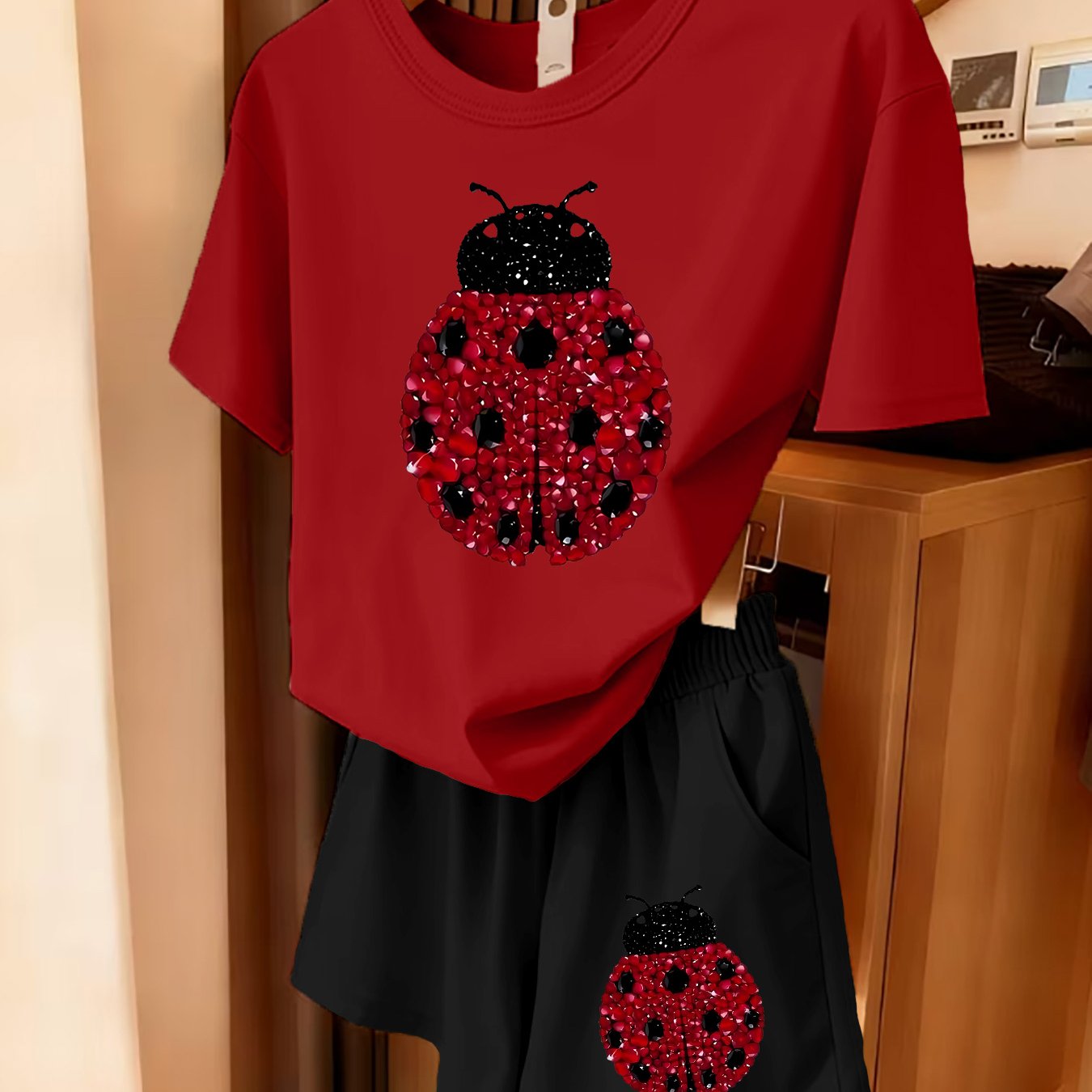 TEMU 2pcs Women' Rhinestone Ladybug Print Short Sleeve & Shorts Matching Outfit - Soft Breathable Pajamas/jogging Wear For Spring Summer Sleepwear,