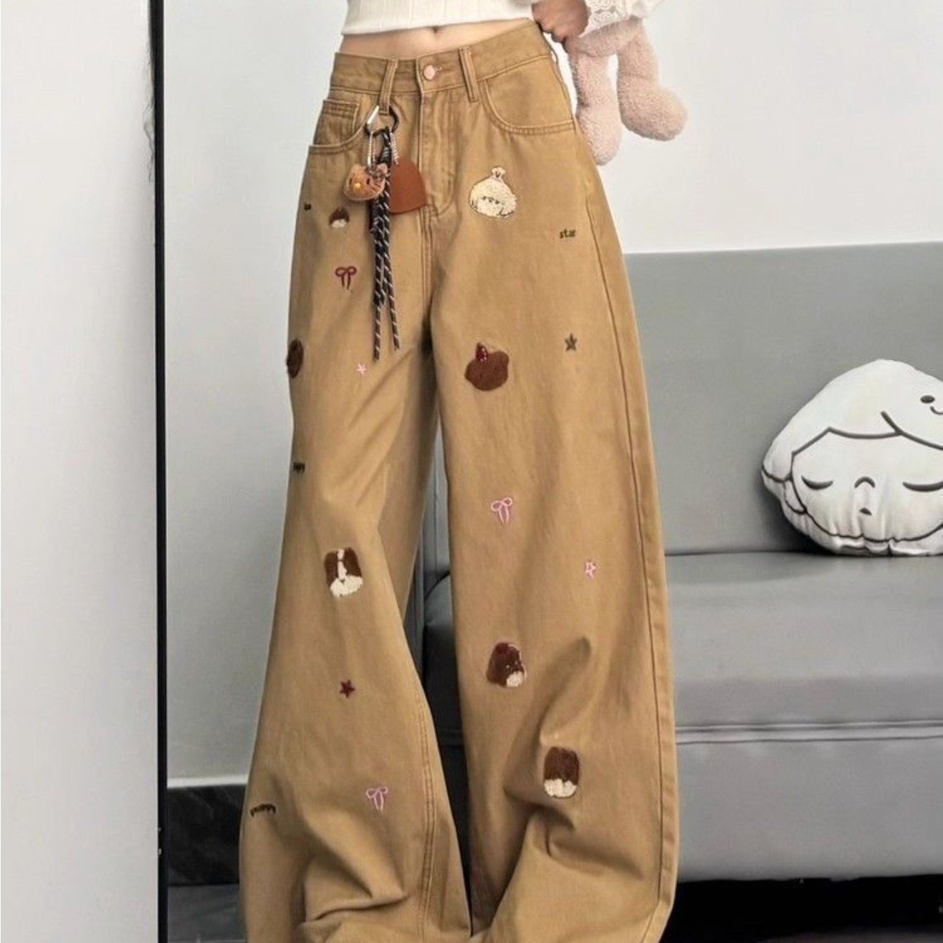 TEMU 春の新作 アメリカンレトロカーキカラー 漫画クマ刺繍柄 ワイドレッグジーンズ ルーズデザインストレートレッグパンツ レディース オール対応 おしゃれ カジュアル トレンディなレトロスタイル