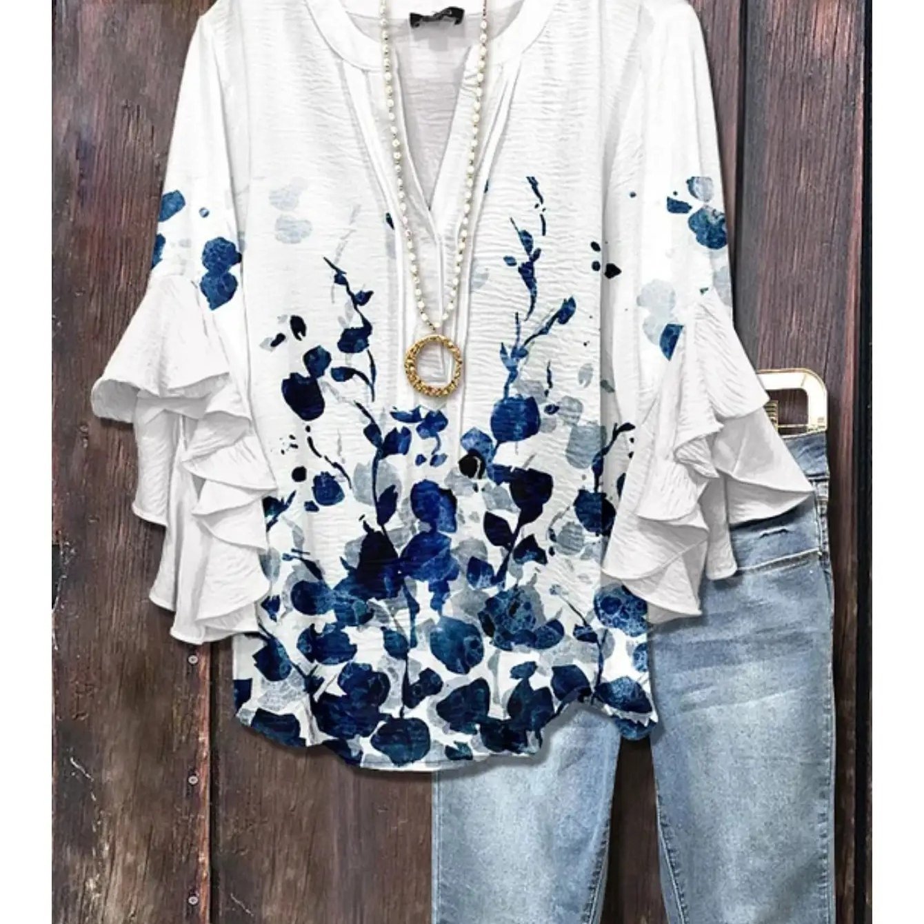 Image of Plus Size, Plus Size Women's Fashion V-neck Top, High-end Floral Print, Casual And Elegant Top For Spring And Summer, Machine Washable