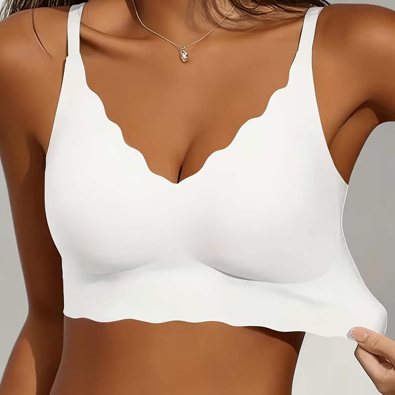 Elegant Seamless Wave-edge Bra | Solid Color, Removable Padding, Design