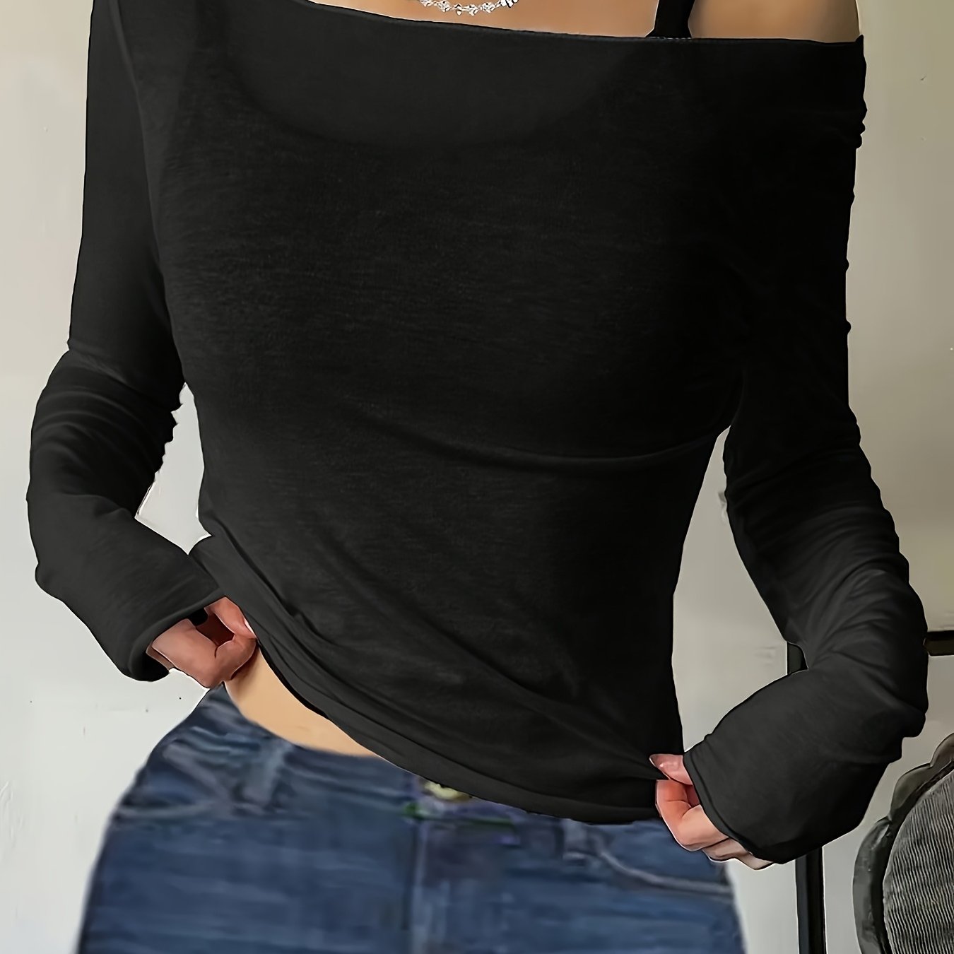 Image of Women's Fashionable And Elegant Slightly Slanted Shoulder Slim Fit T-shirt, And Summer Styles