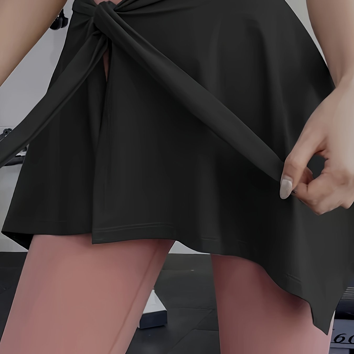 Image of Wrap The Body And Tie A Skirt To Cover The And Make You Look Slimmer, Prevent , Yoga, Fitness, Sports, Half Body Short Skirt