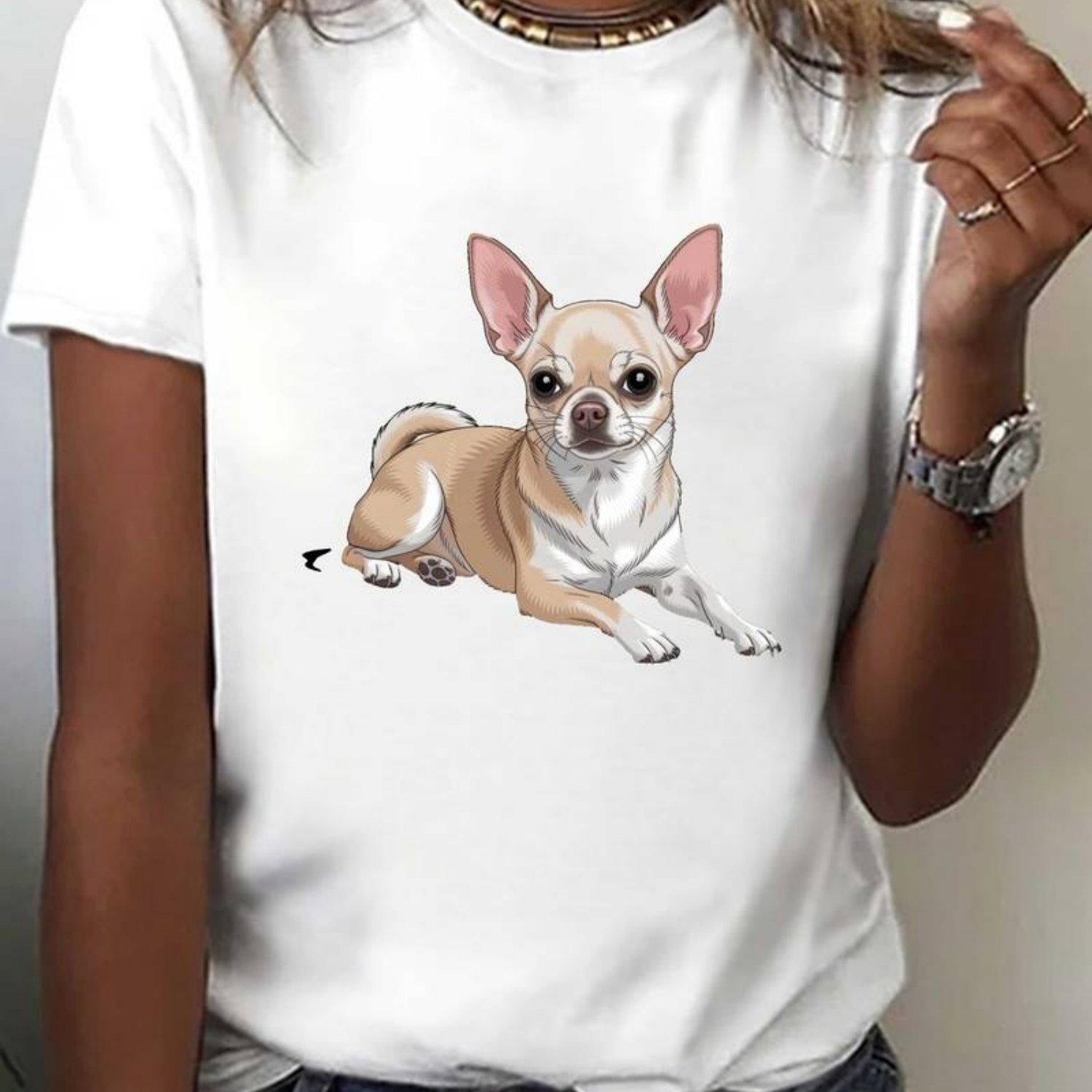 TEMU Camiseta blanca casual de manga corta y cuello para mujer - Estampado realista de Chihuahua, tejido transpirable de elasticidad media, lavable a