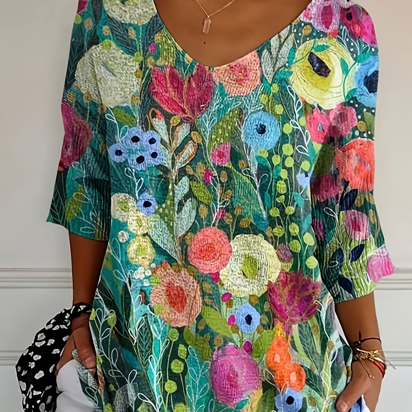 E-shop Plus Size Damen Bluse mit V-Ausschnitt und Dreiviertelärmeln - Durchsichtiger Stoff für & Formelle Anlässe, Elegante Oberteile in Übergröße,