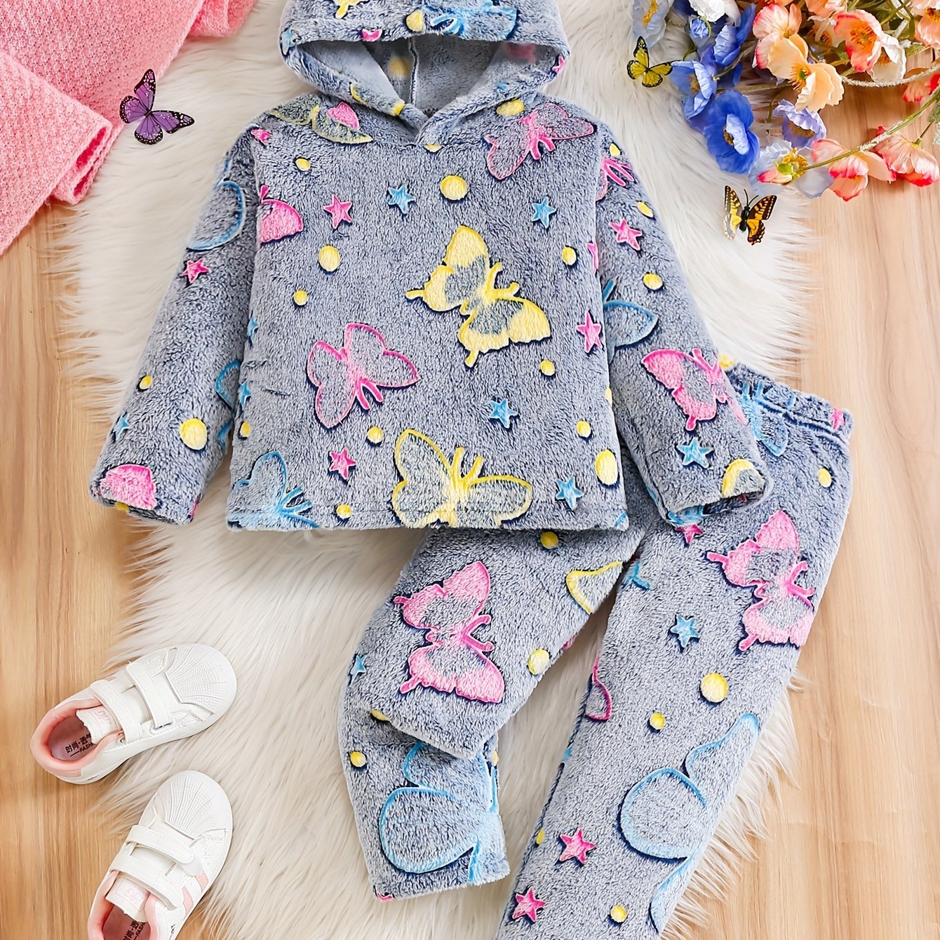 Image of Girls' Long-sleeve Hoodie And Pants Set That In The Dark, Featuring A Creative Design, Perfect For Outdoor Wear In Winter, Christmas, Halloween