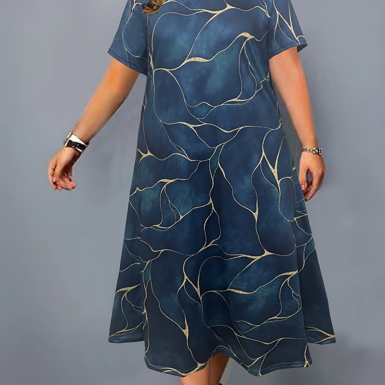 Plus Size Fashion Round Neck Loose Short Sleeve Printed Dress