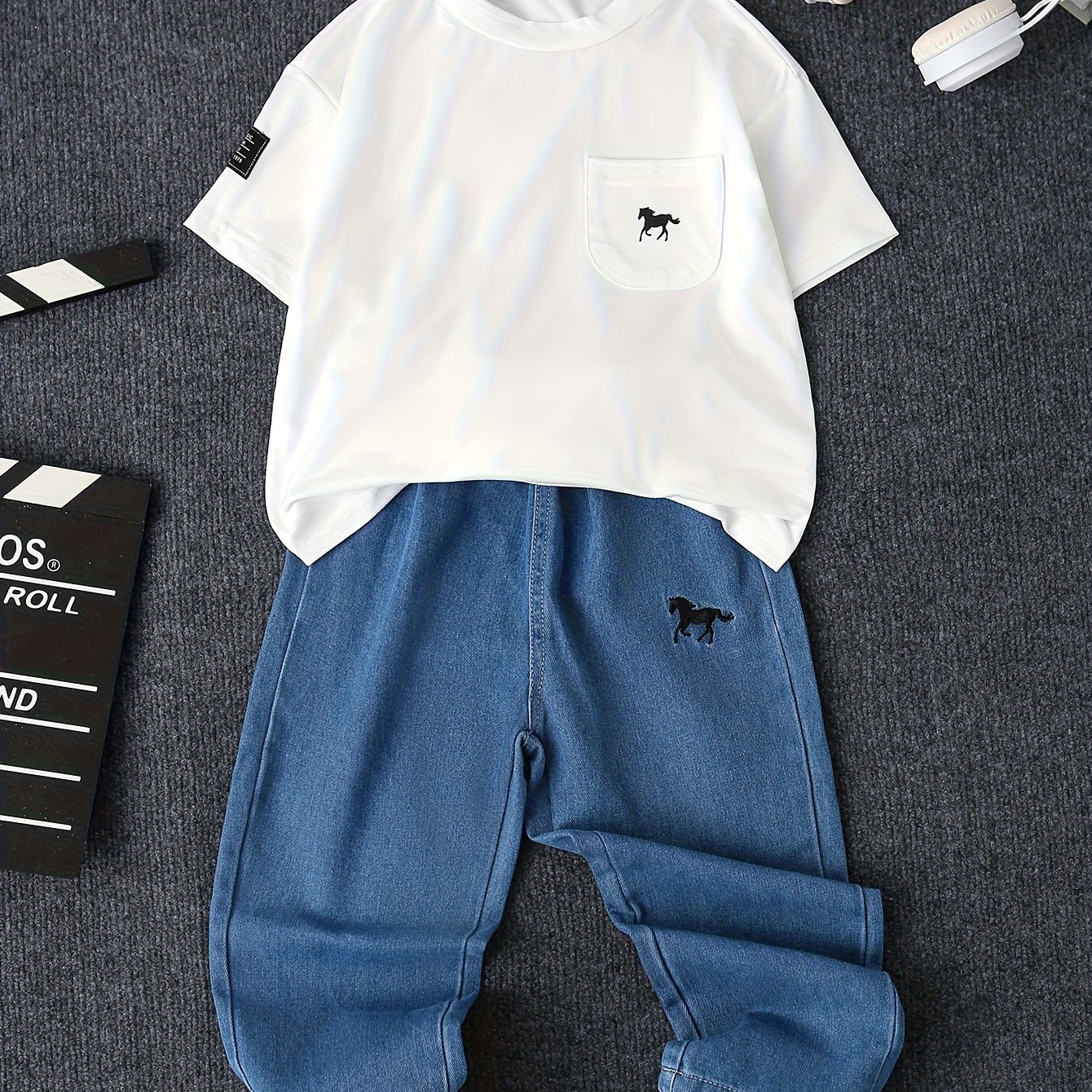Image of And Versatile Outfit For Boys, Featuring A Print Short-sleeve Shirt And Pony Embroidered Denim Trousers, Is Perfect For Daily Wear, For Outdoor