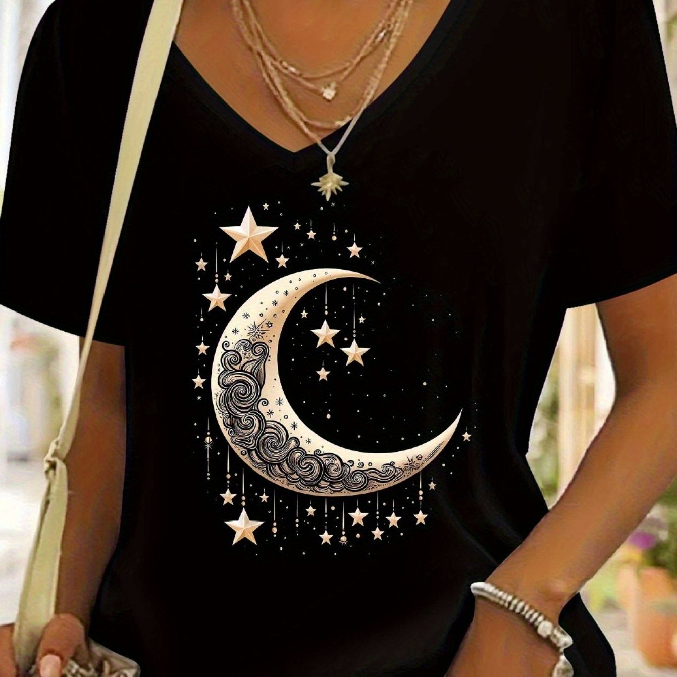 TEMU Casual V-neck T-shirt For Women Featuring A Stylish Star And Design, Short Sleeves, In Black, Perfect For Spring And Summer