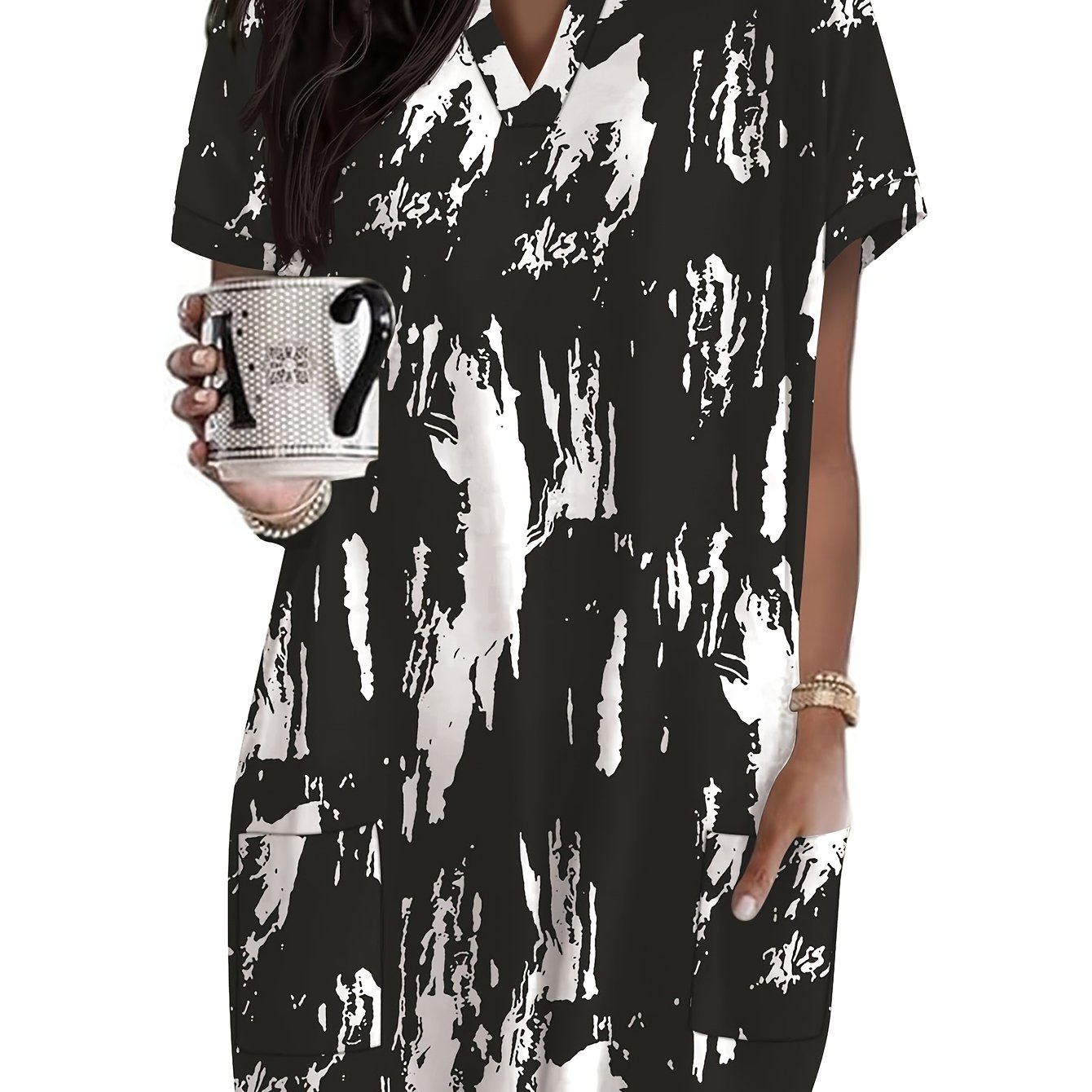 Image of Women's V-neck Maxi T-shirt With Short Sleeves - Loose Fit Casual Blouse, Full-body Print (pockets), Machine Washable Comfortable Long Top For Casual Attire, Outfits