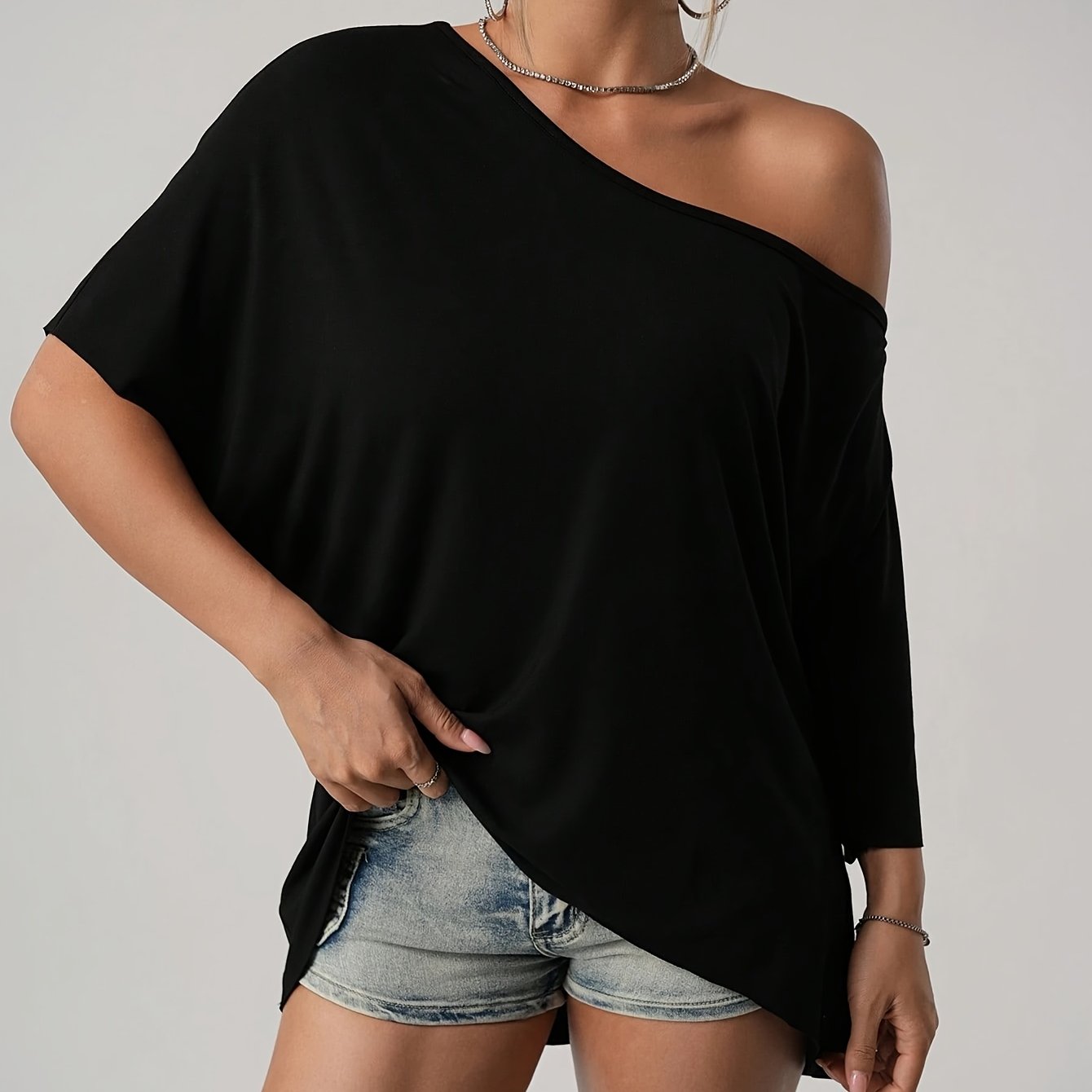 Relaxed Style Off-shoulder Loose T-shirt
