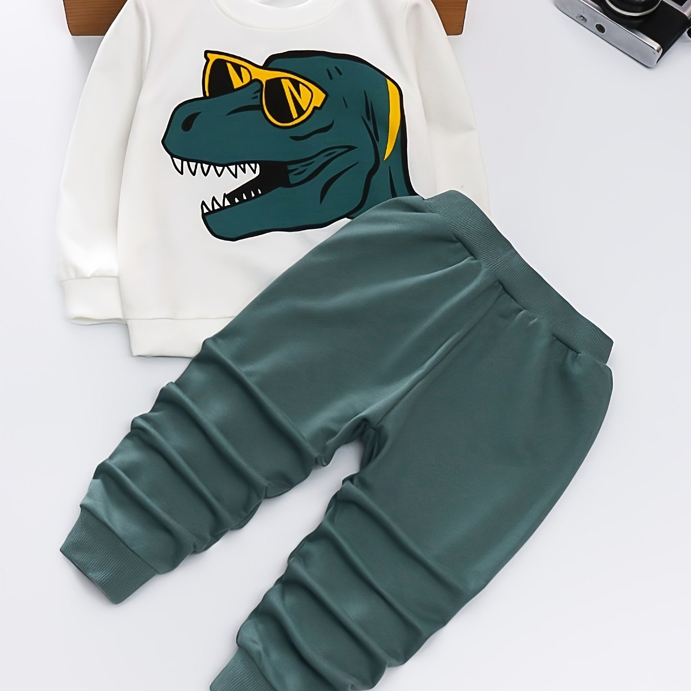 Image of Autumn Glasses Dinosaur Gray Green Fashion Hoodie Boys' Set, For Outdoor