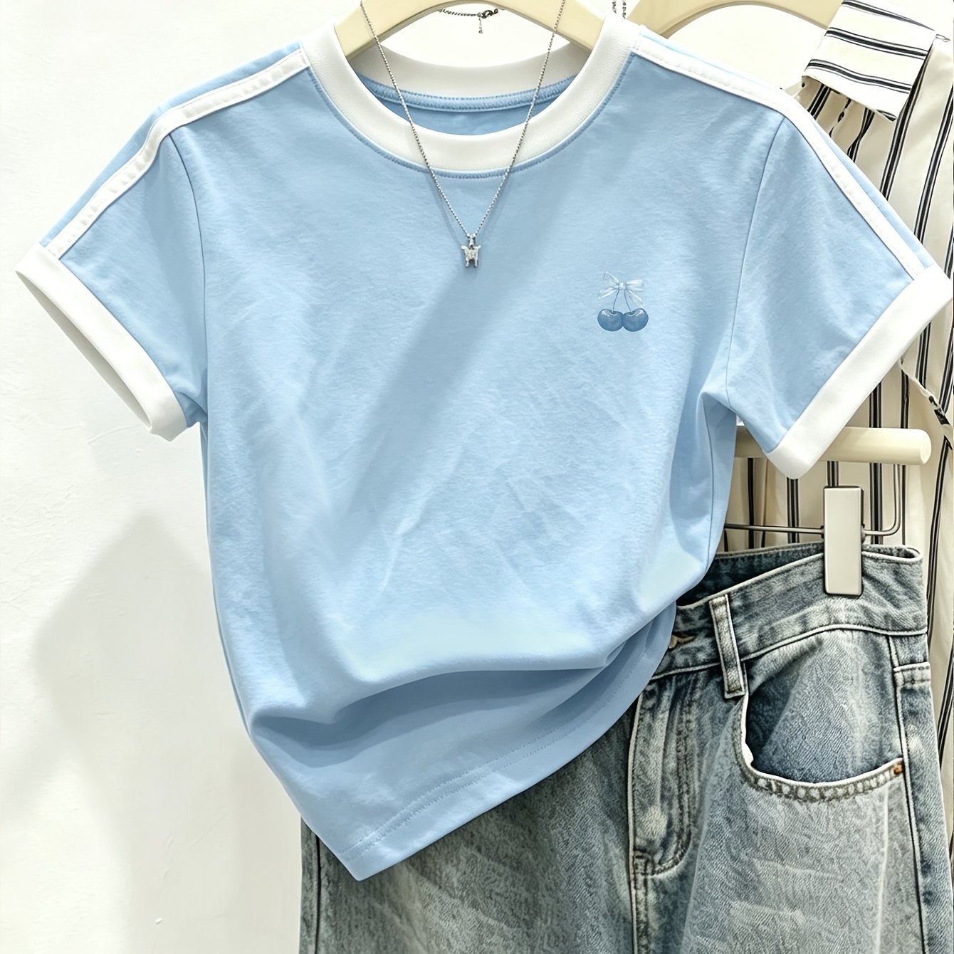 TEMU 1pc Summer -block Round Neck Women's T-shirt Short Sleeve Top With Cherry Print, Fresh And Style Suitable For Campus And , Korean Look
