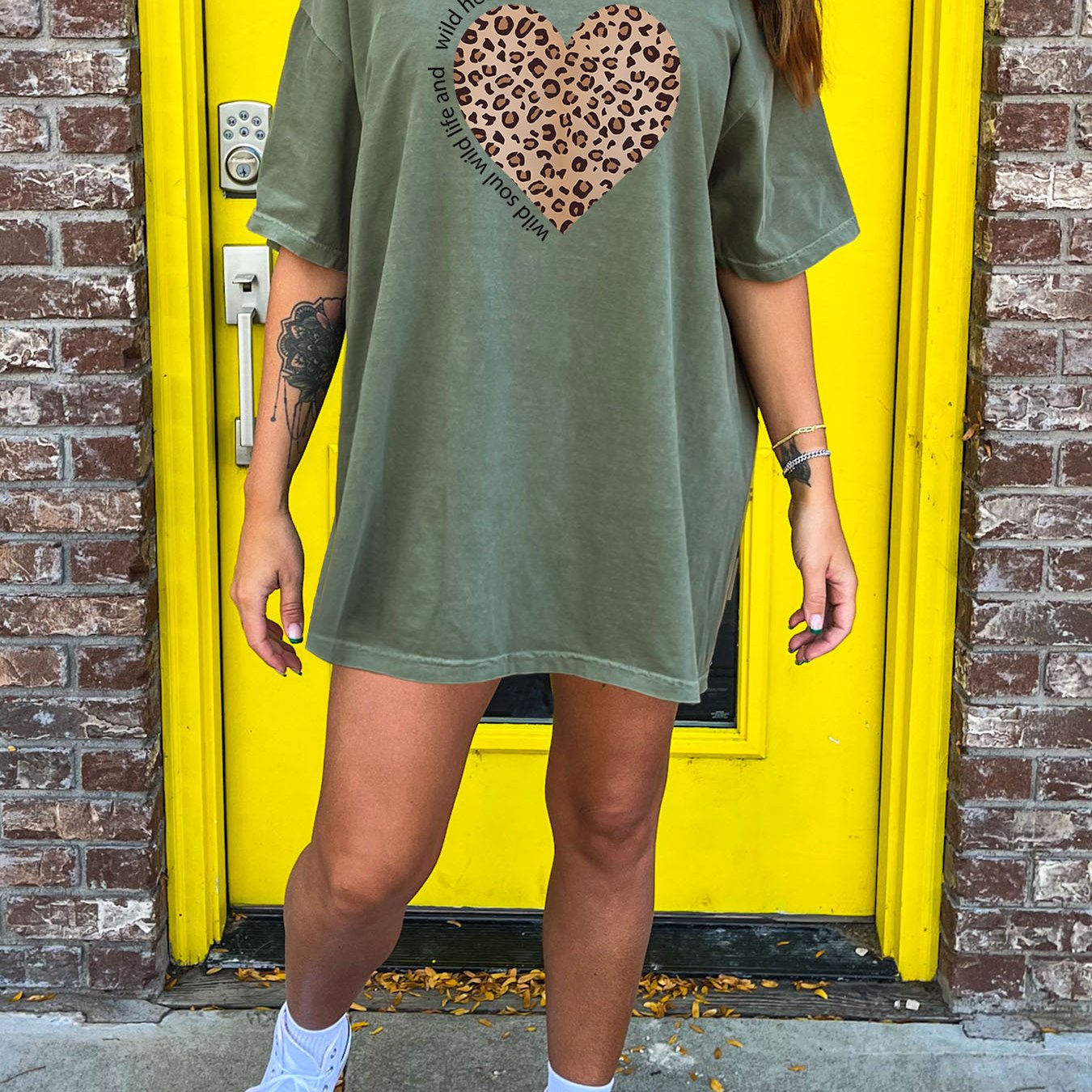 Image of Graphic Print Crew Neck Tee Dress, Casual Short Sleeve Dress For Spring And Summer, Women's Clothing