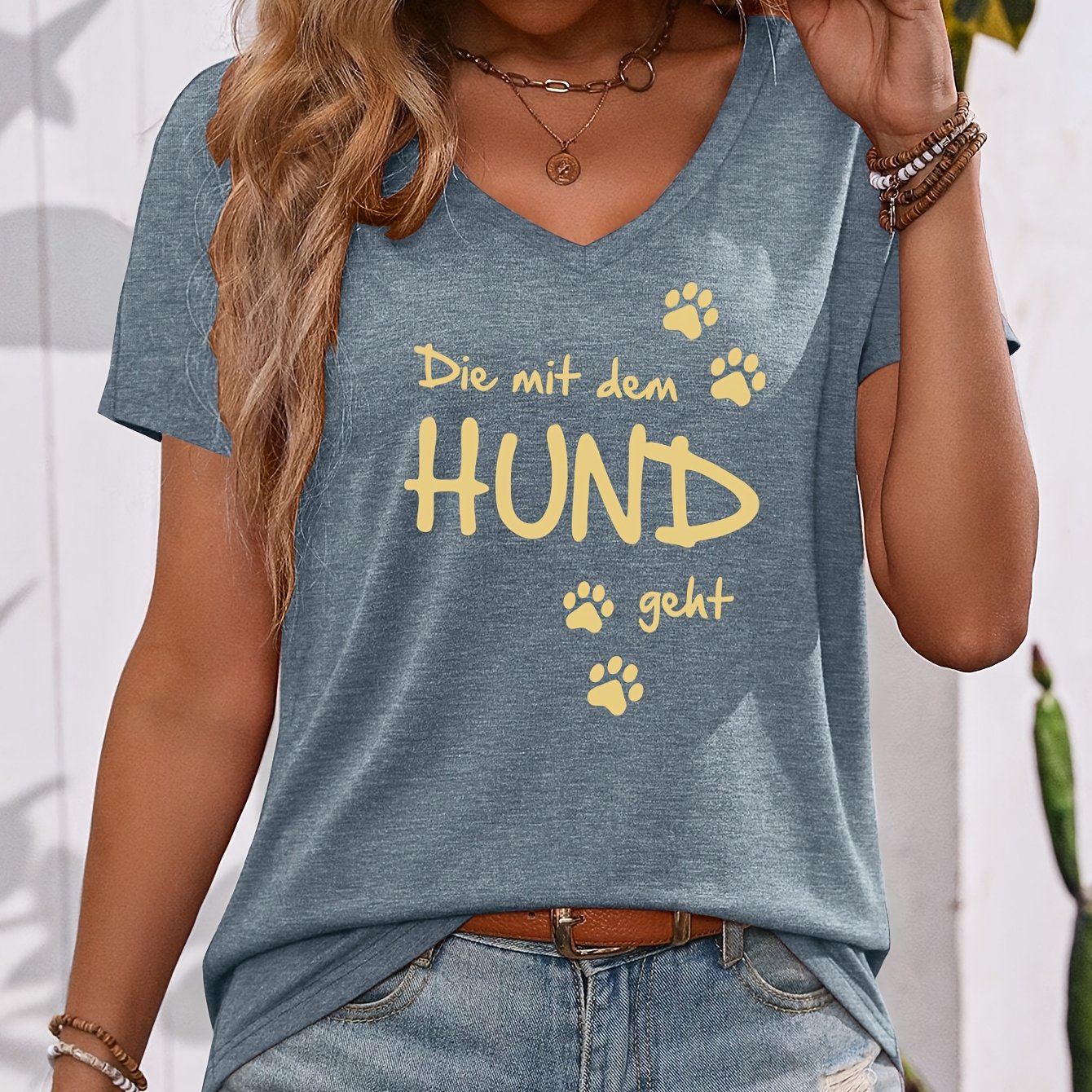 TEMU Adorable And Cozy Paw Print With The German 'die, Die Mit Dem Hund Geht' On A Letter-printed V-neck Short Sleeve, Perfect For Travel Vacations,
