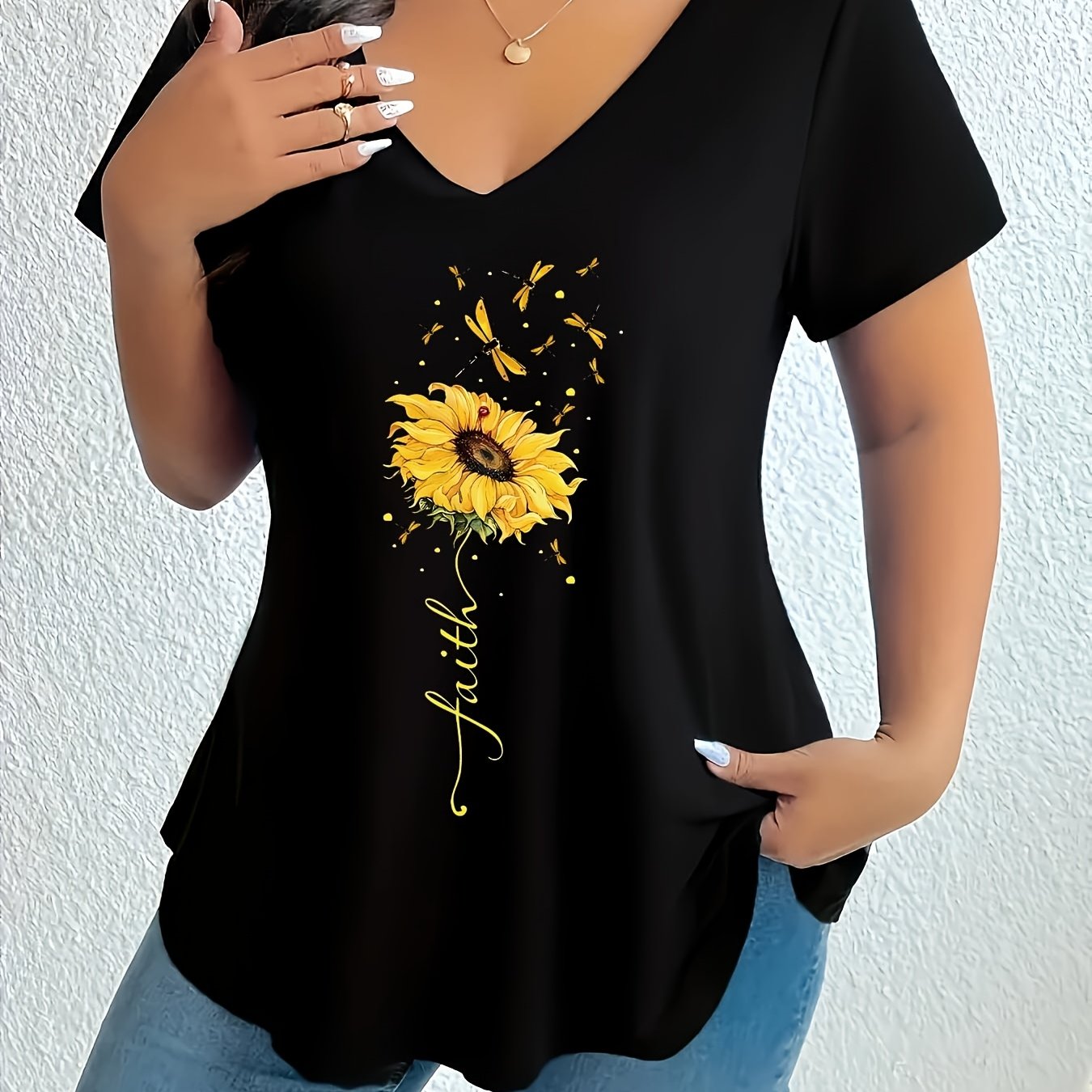 TEMU Plus Size, New Plus Size Printed Short Sleeve T-shirt Women's Casual V-neck Loose Comfortable Versatile Top