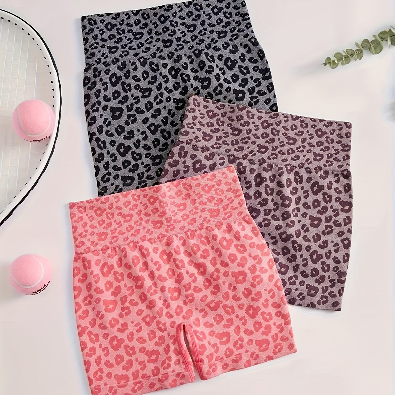 E-shop 3 Stück Damen High-Waist Shorts für Yoga, Workout Freizeitlook – Leopardenmuster Sportshorts
