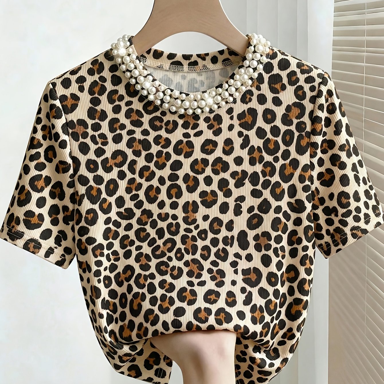 TEMU Women's Fashion Leopard Print Pearl Embellished Neckline T-shirt