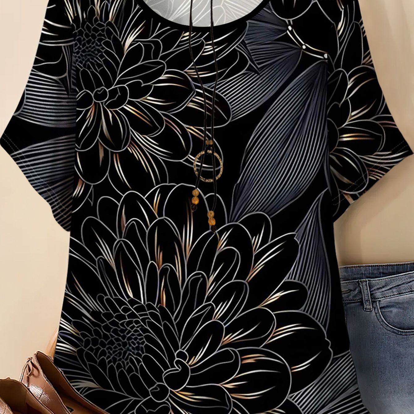 TEMU Women's Plus-size Black Floral Print Short-sleeve T-shirt, New Summer Style, Loose Fit, Flattering Top, Versatile And Fashionable Base Layer