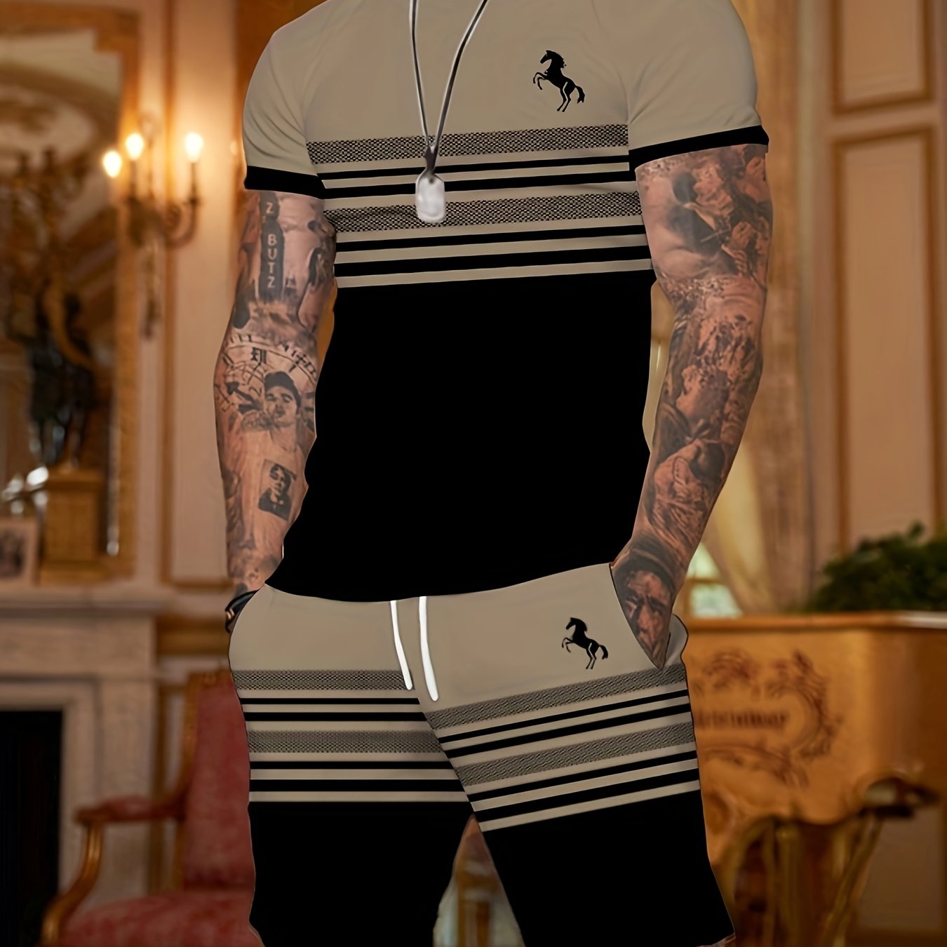 E-shop Digital bedrucktes gestreiftes Sommermuster Herren Freizeit-Zweiteiler-Set, Rundhals-T-Shirt mit kurzen Ärmeln und Shorts mit Kordelzug und ,