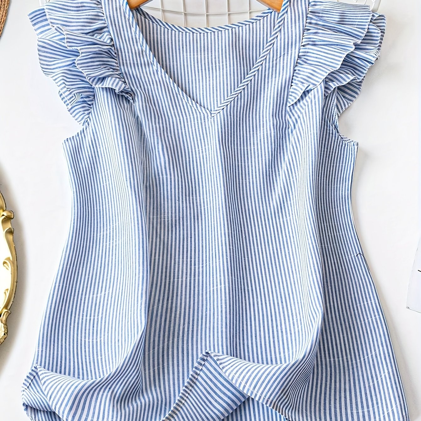 TEMU Women's Fashion Striped V-neck Casual T-shirt