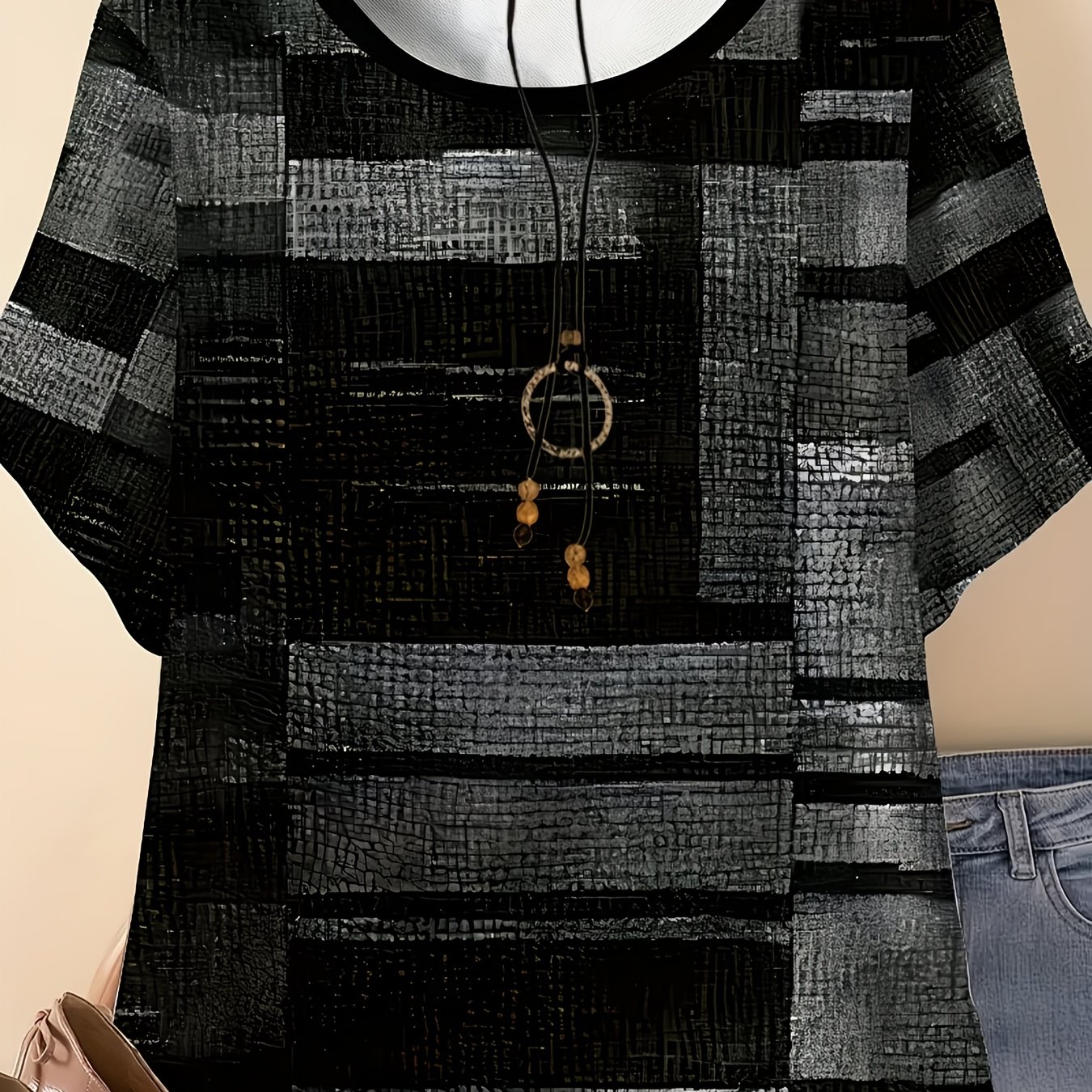 TEMU Plus Size Women's Round Neck Short-sleeved Sports T-shirt In Black And Gray With Distressed Print And . The Fabric Is Soft, Skin-friendly,