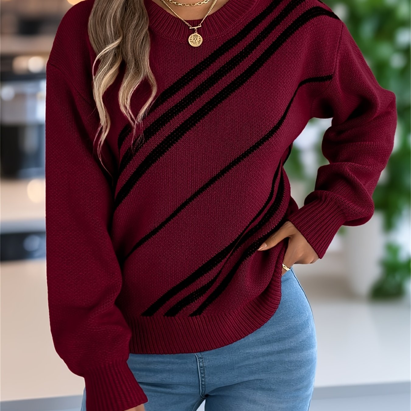 Image of New Women's Round Neck Long Sleeve Pullover Sweater With Diagonal Stripes And Contrasting Colors For Autumn And Winter