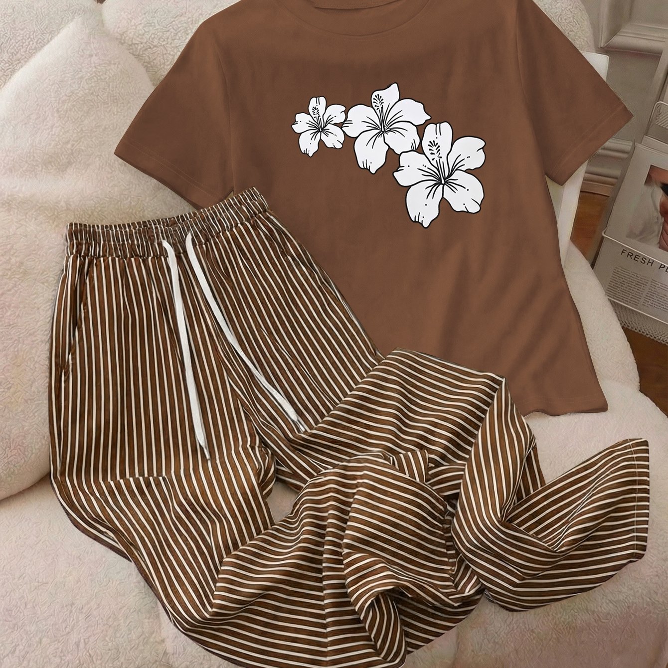 TEMU Ladies Floral Print Oversize Short Sleeve Brown And White Striped Pants Set Women's Summer Casual Crew Neck Oversize Short Sleeve T-shirt And