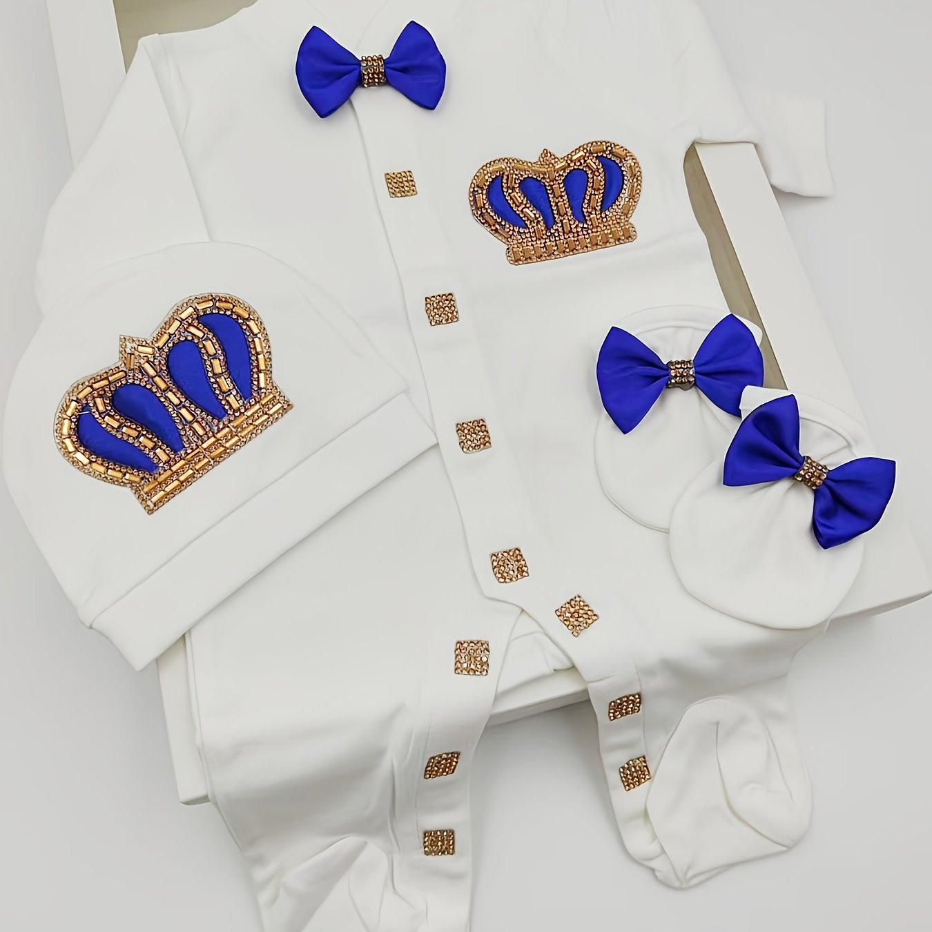 Image of Custom Long-sleeve And Footed Crawling Onesie, Cotton Romper For Fall-winter. -one Clothing With Integrated Legs, 1-piece New Parent Brand Users