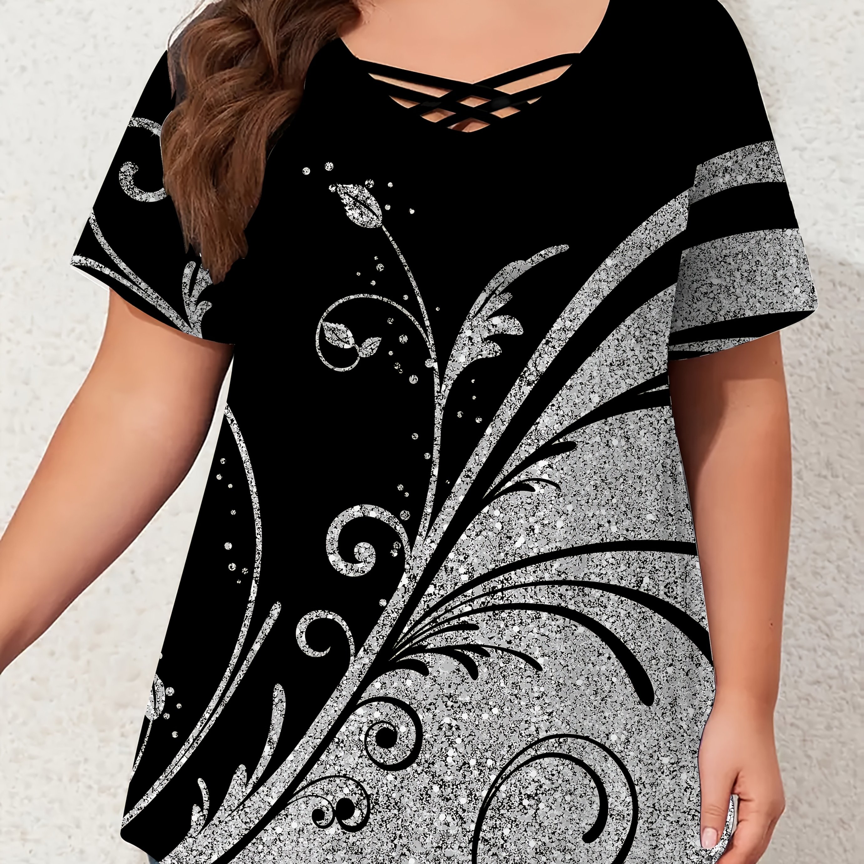 Plus Size - Plus Size - Women's Casual Ethnic Style Printed Plus Size Halter Neck Short Sleeve T-shirt