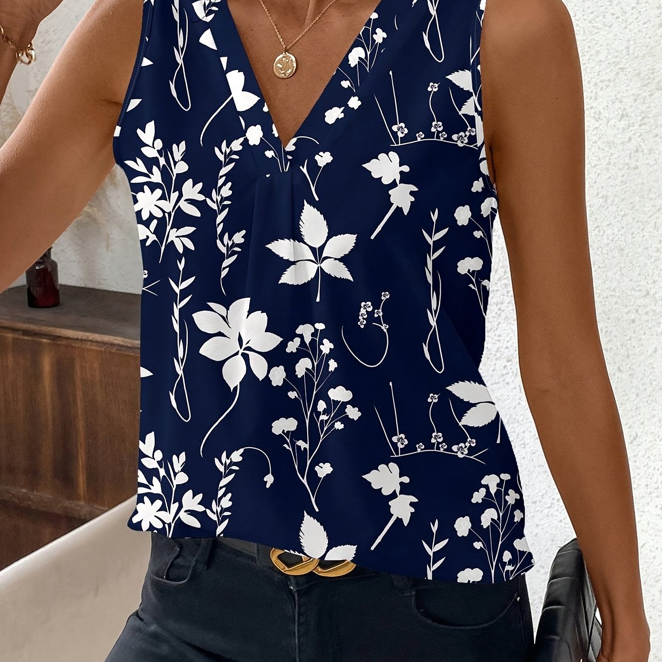 E-shop Damen Vintage Ärmelloses V-Ausschnitt Top – Ärmellose Bluse für Frühling Sommer, Ganzkörper-Blumenmuster, Maschinenwaschbar, Regular Länge,