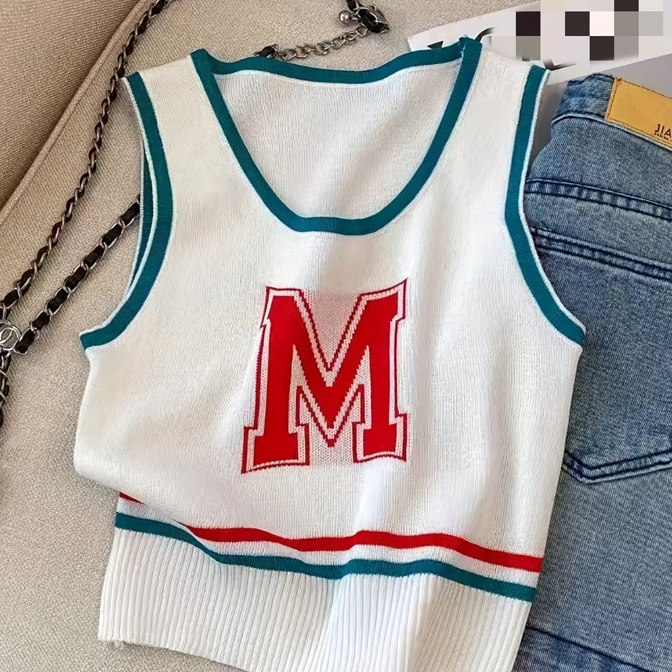 Women&#39;s Elegant Sleeveless Cropped Vest Top - Color-Block Letter M Graphic, Contrast Trim, Medium Stretch Round Neck All-Season Layering Piece, Ladies Vests, Casual Wear, Comfortable Fit