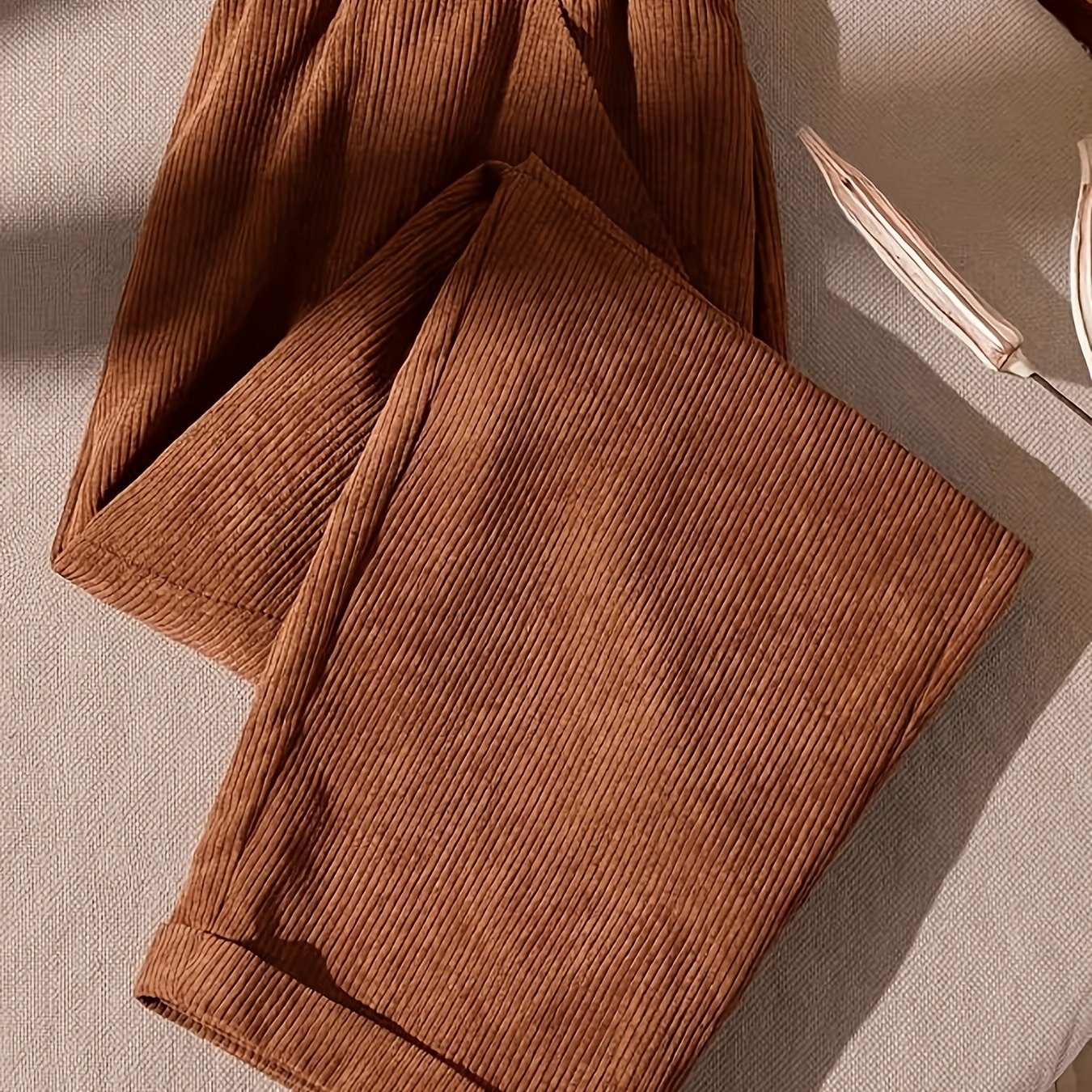 TEMU Nouveau Pantalon en Velours pour Femme Automne/Hiver, Pantalon Élégant et Décontracté à Jambe Droite avec Ceinture Élastique et Poches pour et
