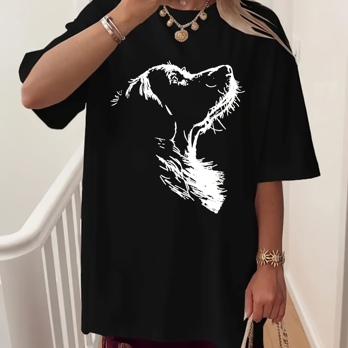 TEMU Plus Size - Golden Retriever Side Size Women's Graphic T-shirt, Short Sleeve Round Neck Casual Top, Summer And Spring, Ladies
