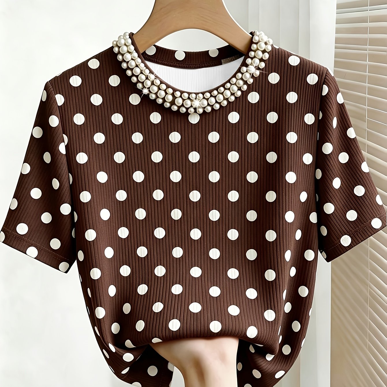 TEMU Elegant Slim-fit Round Neck Beaded Casual Short-sleeve Women's T-shirt