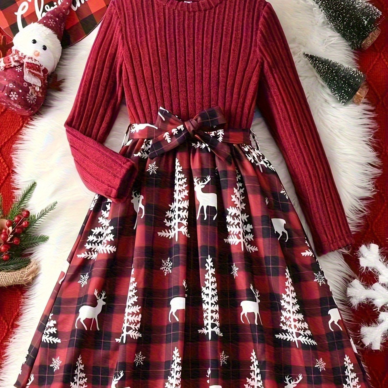 Image of Middle And Large Kids' Casual Cartoon Print Ribbed Knit Dress, Round Neck Long Sleeve Snowflake Christmas Knee-length Gown