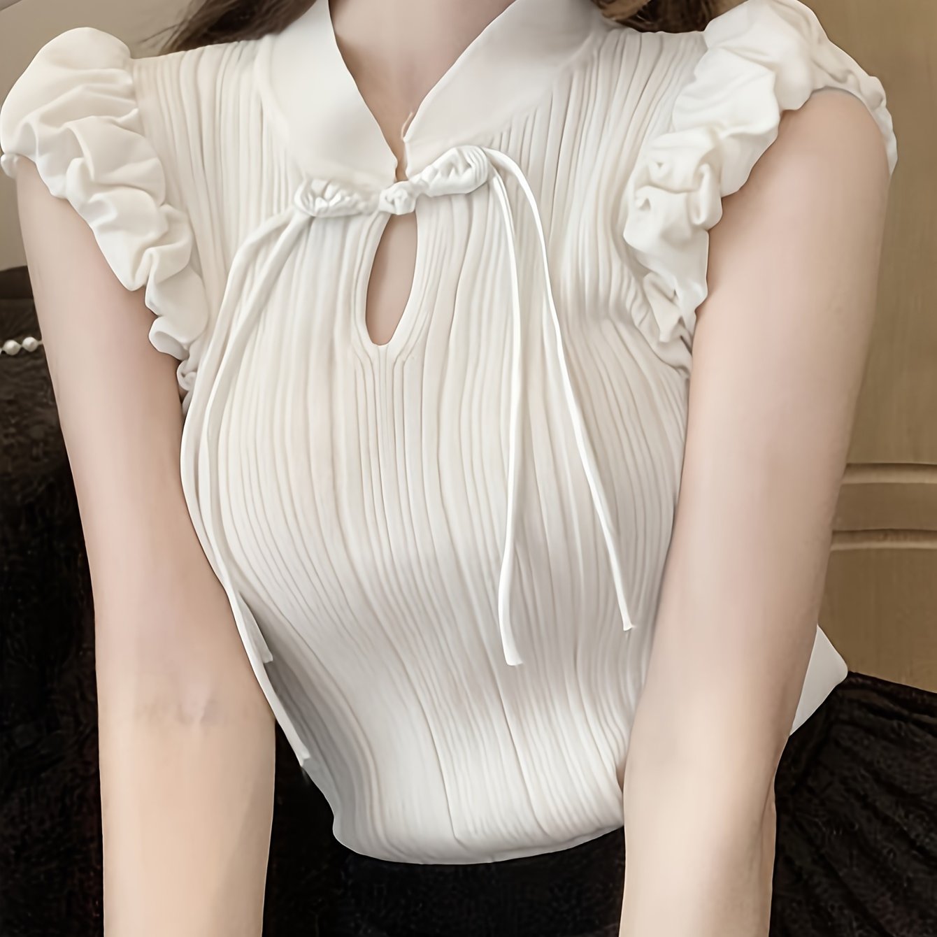 TEMU Sleeveless Top With A Solid Color, Featuring A Stand Collar And Ruffles, Perfect For Casual Spring And Summer Wear, Versatile And Elegant For