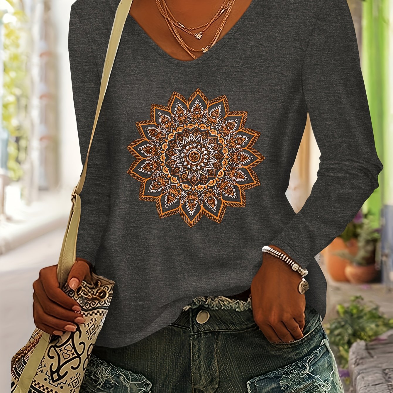 TEMU Patterned Women's Autumn And Winter Top, Stylish And Versatile, Easy And Casual, Colorful V-neck Long Sleeve T-shirt