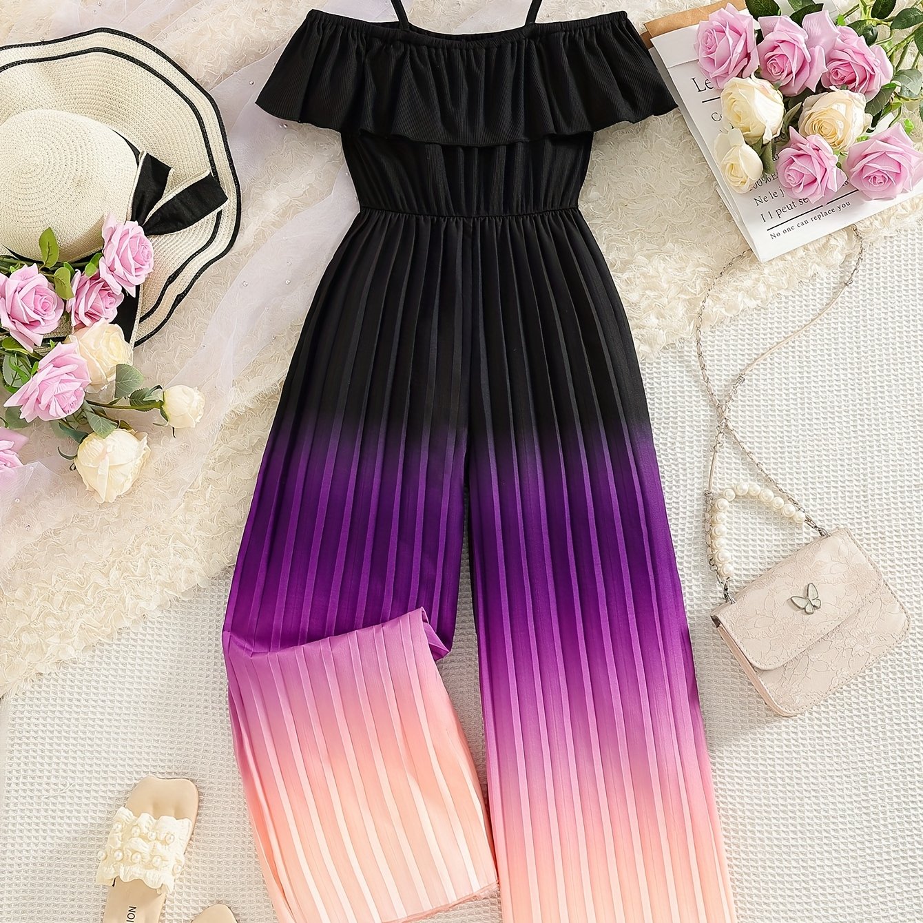 Image of High-rated Girls' Fashion Item: Round-neck Camisole With Pleated Gradient Ombre Wide-leg Pants. Elegant, Stylish, And Romantic In Temperament. Suitable For Outdoor Shopping And . A For Daily Gifts