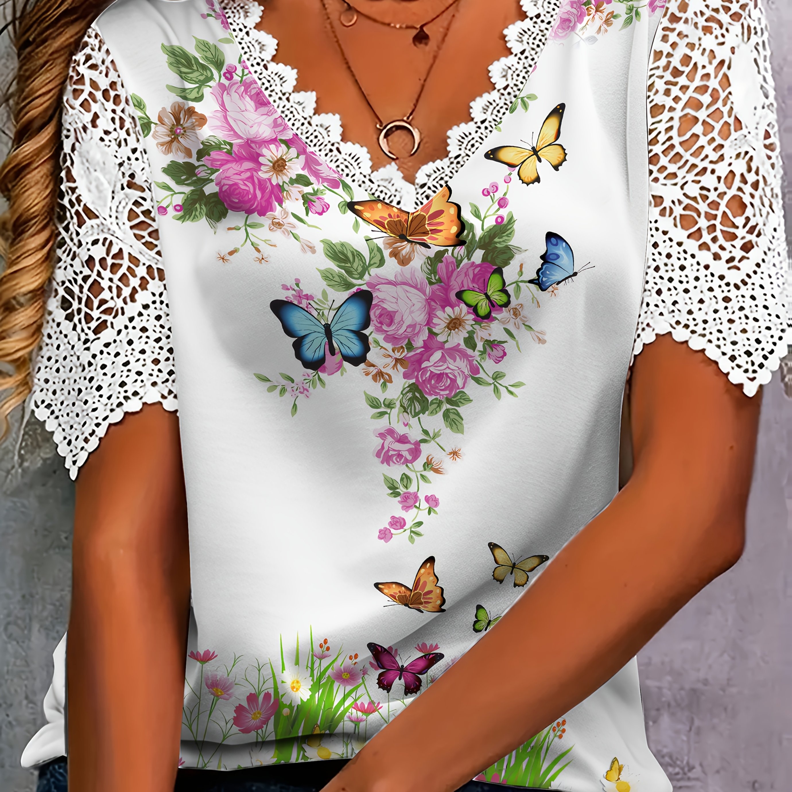 TEMU Plus Size, Elegant And Fashionable Women's V-neck Lace-trimmed Short-sleeve Top With Colorful Print