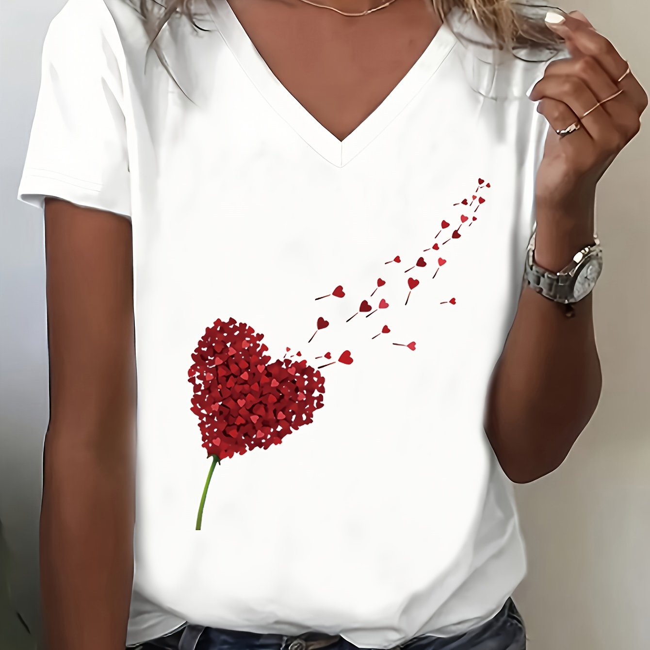 Image of Love Letter Heart Print T-shirt, Women's V-neck Short Sleeve Tee, Soft And Comfortable 100% Polyester Fiber, Machine Washable, Spring Summer Autumn Daily Casual Top, Regular Fit, Women's T-shirt