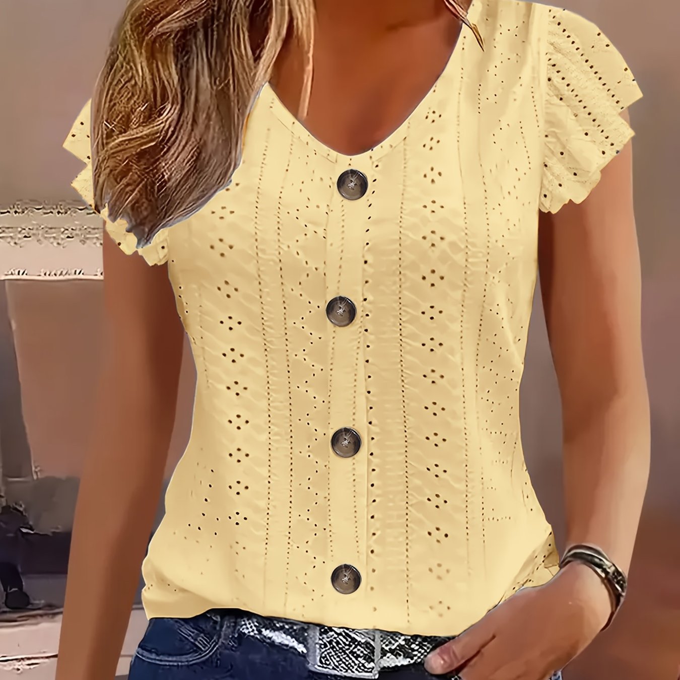 TEMU Stylish And Elegant Summer New Arrival Comfortable Breathable Solid Color Semi-sheer Round Hem Half Sleeve Women's Top T-shirt