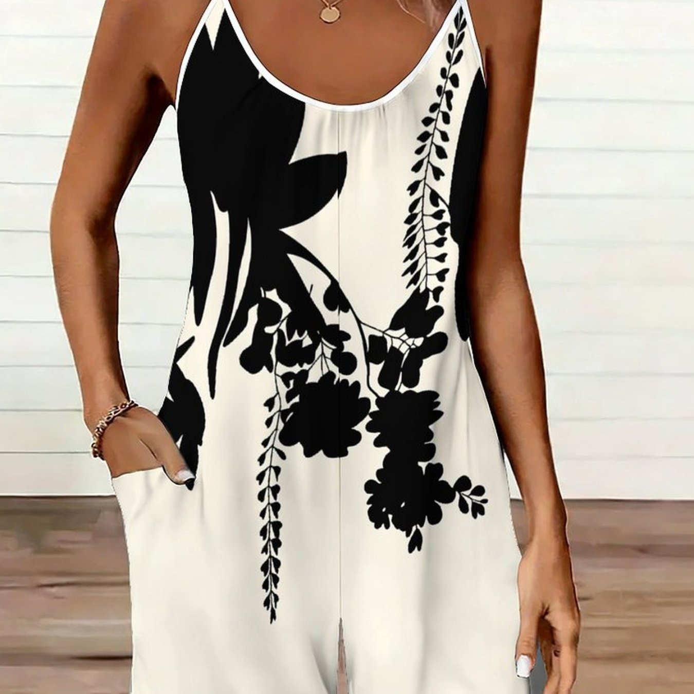 Image of Plus Size, Summer Plus Size Women's Cami Jumpsuit With Classic Fashionable Printed Pattern And Three-dimensional Tailoring. Ideal For Daily Leisure At Home, Commuting, Shopping, Parties And Camping.