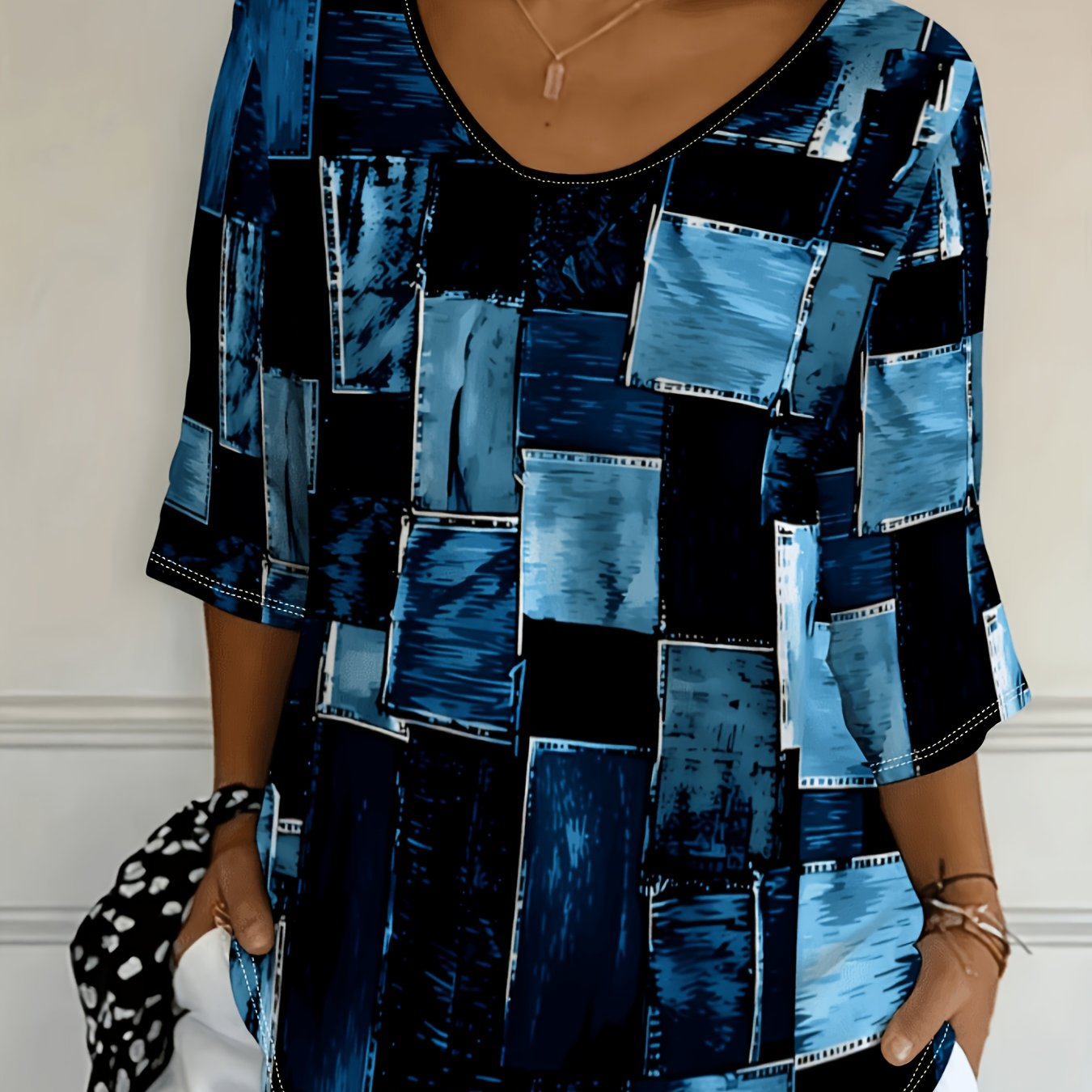 TEMU Plus Size Women's Fashion Top, Abstract Blue Black Shard Pattern, Modern Retro Style, Suitable For Daily And Casual Wear, Dynamic Visual Effect,