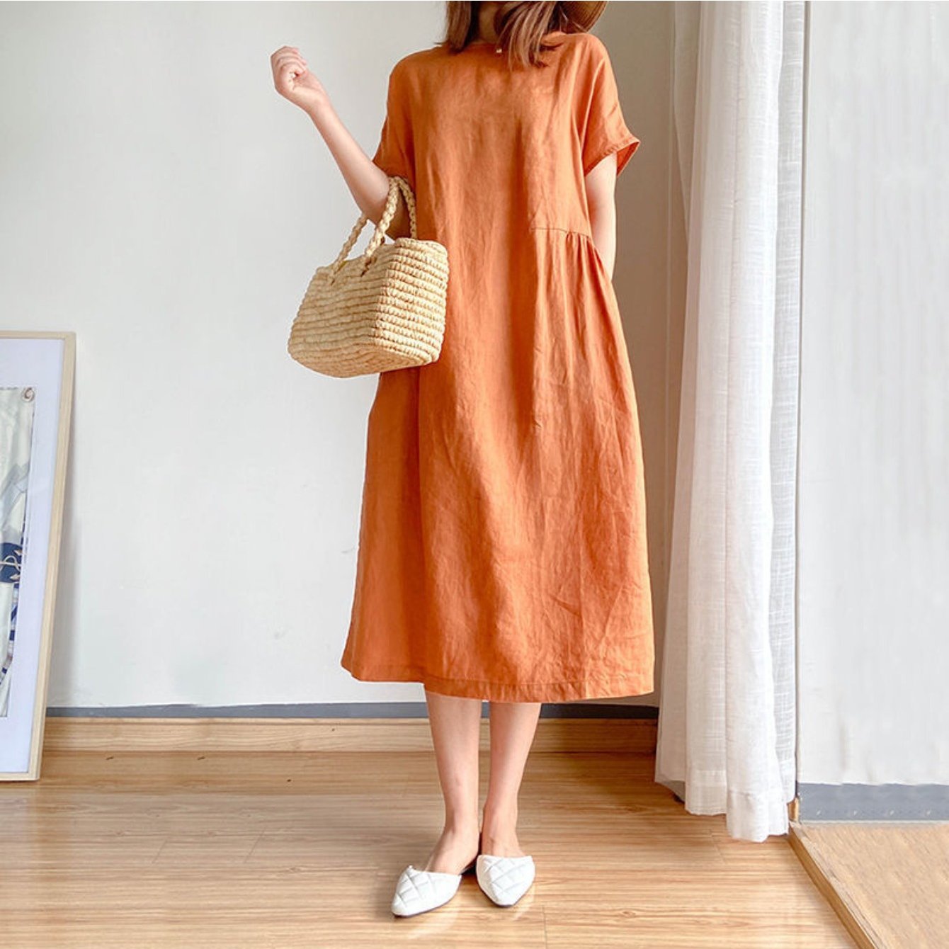 TEMU 【商品名】ゆったりとしたアート感のあるルーズフィットドレス。スした着心地。手袋ポケットとショルダーの半袖が特徴。ビーチバケーション、コーヒーショップでの出会い、週末のマーケットに最適。ミディ丈。