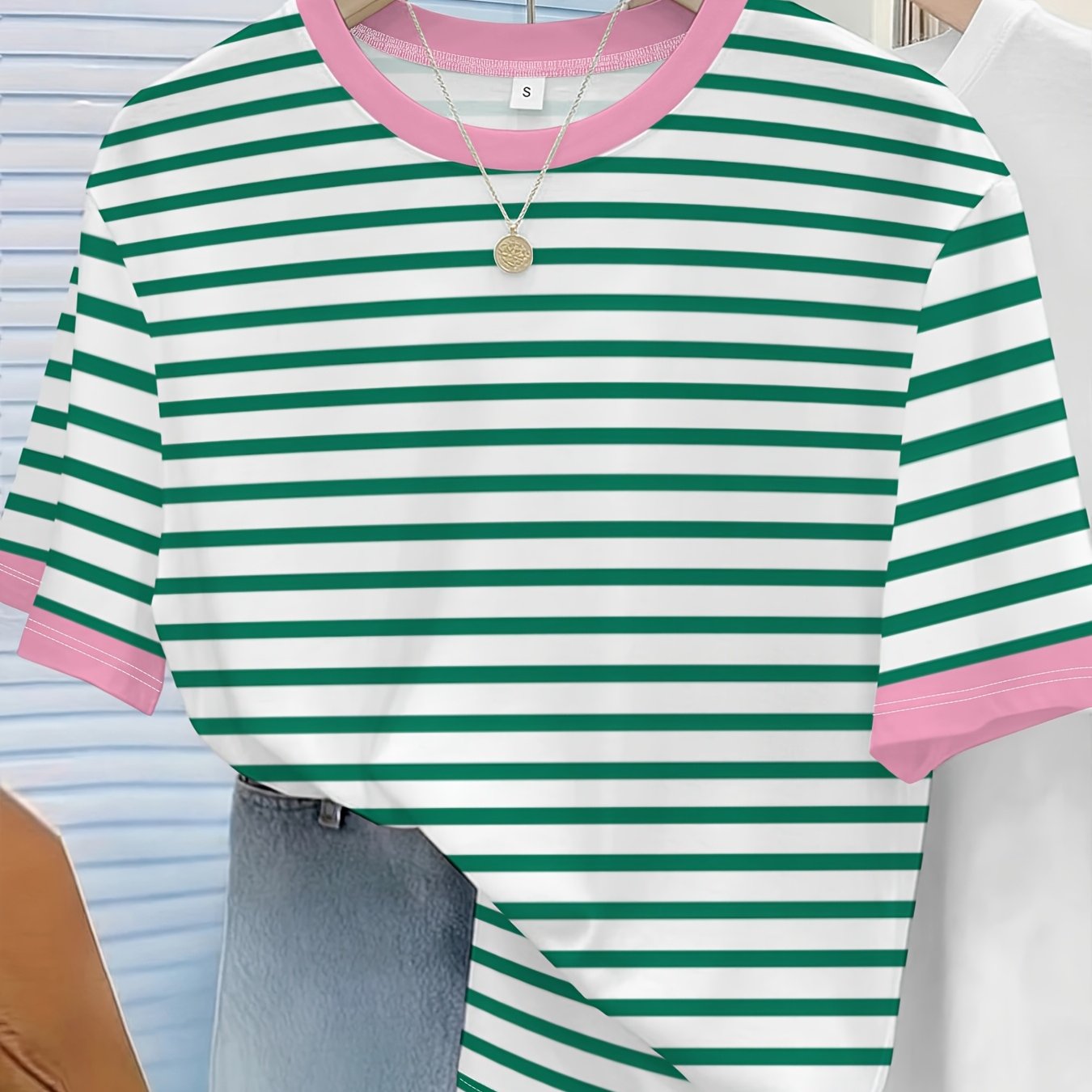 TEMU T-shirt à manches courtes pour femme à imprimé rayé et blanc, haut simple, polyvalent et , style décontracté d'été, tendance, respirant et