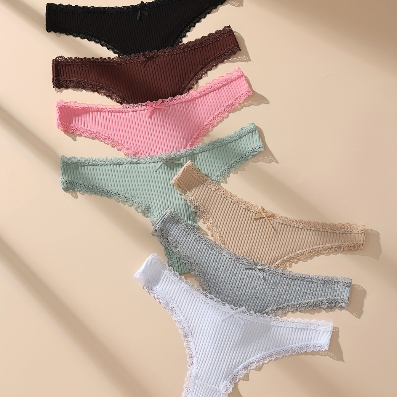 4 Pairs Of Lace-trimmed Breathable And Stylish Women's Panties In Random Colors, Low-waist Sexy Bikini Briefs, Comfortable And Soft, Suitable For Daily Wear And Beach Outfits