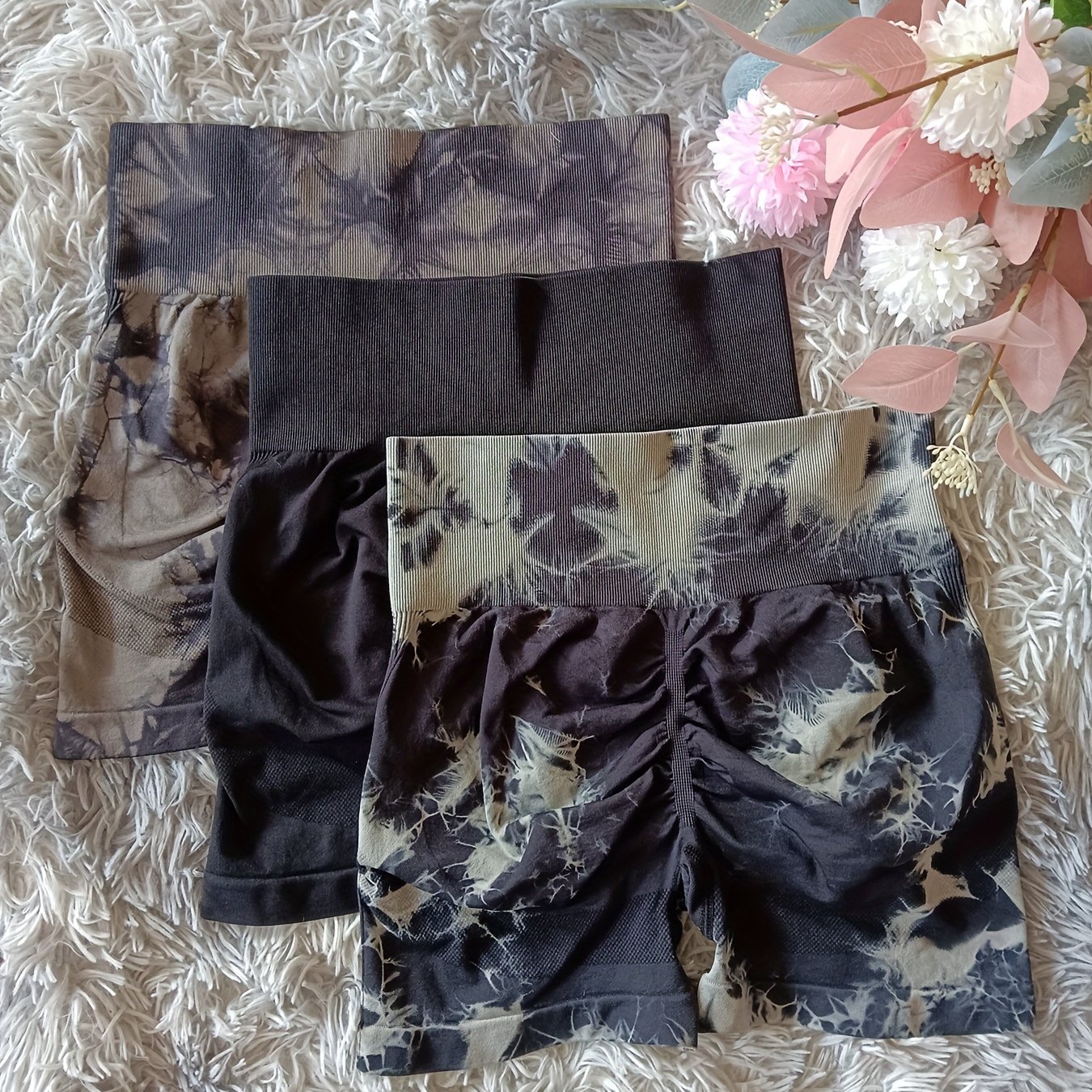 Image of 3-pack Tie-dye Women' Fitness Yoga Shorts