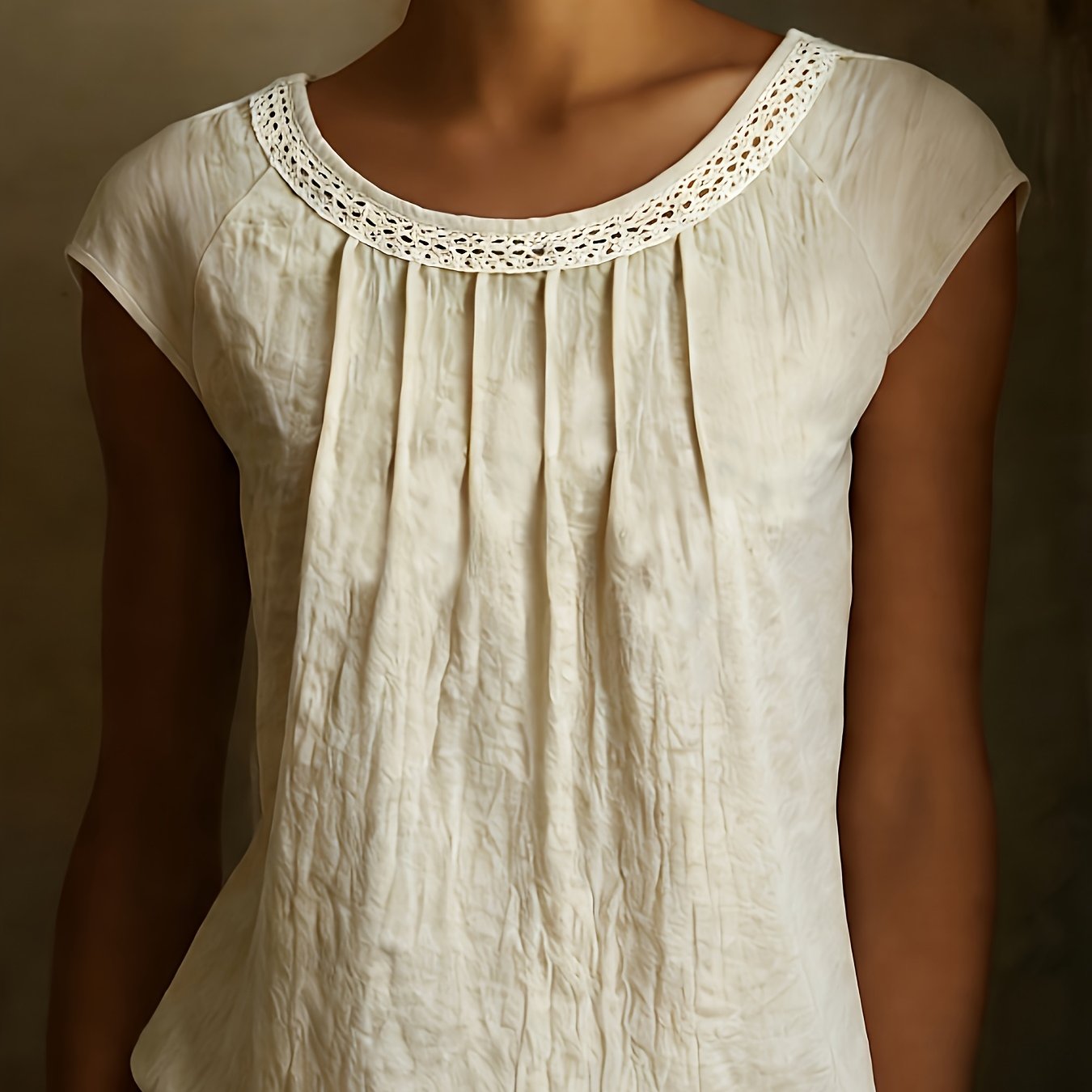 E-shop Elegantes Damen-Top im Urlaubsstil mit Vintage-Spitzenkragen, leinenähnlicher Textur, atmungsaktiv, hautfreundlich, mit Rundhalsausschnitt,
